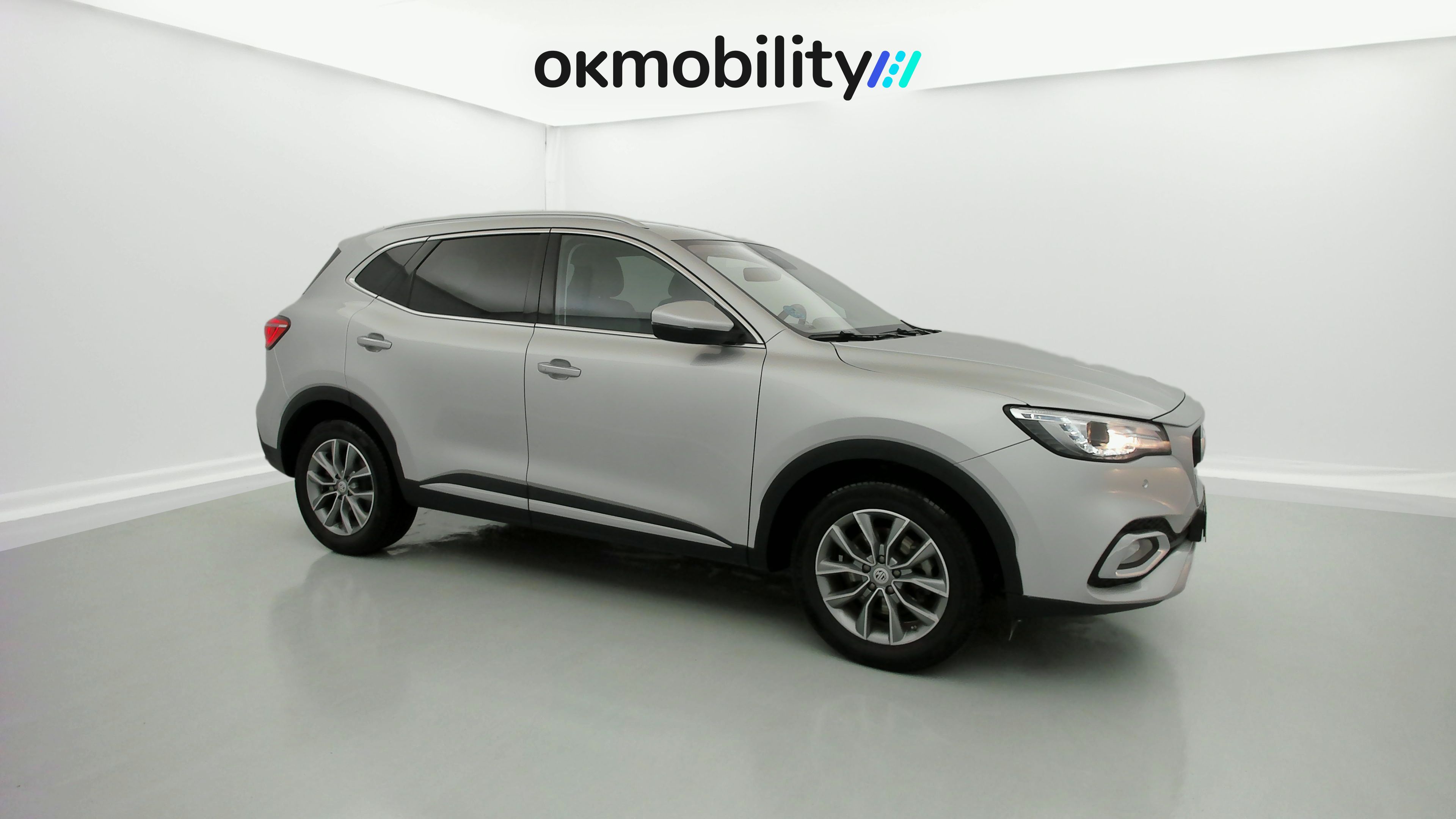 mg hs comfort 1.5 T-GDI 162 AT 2023 silver 3