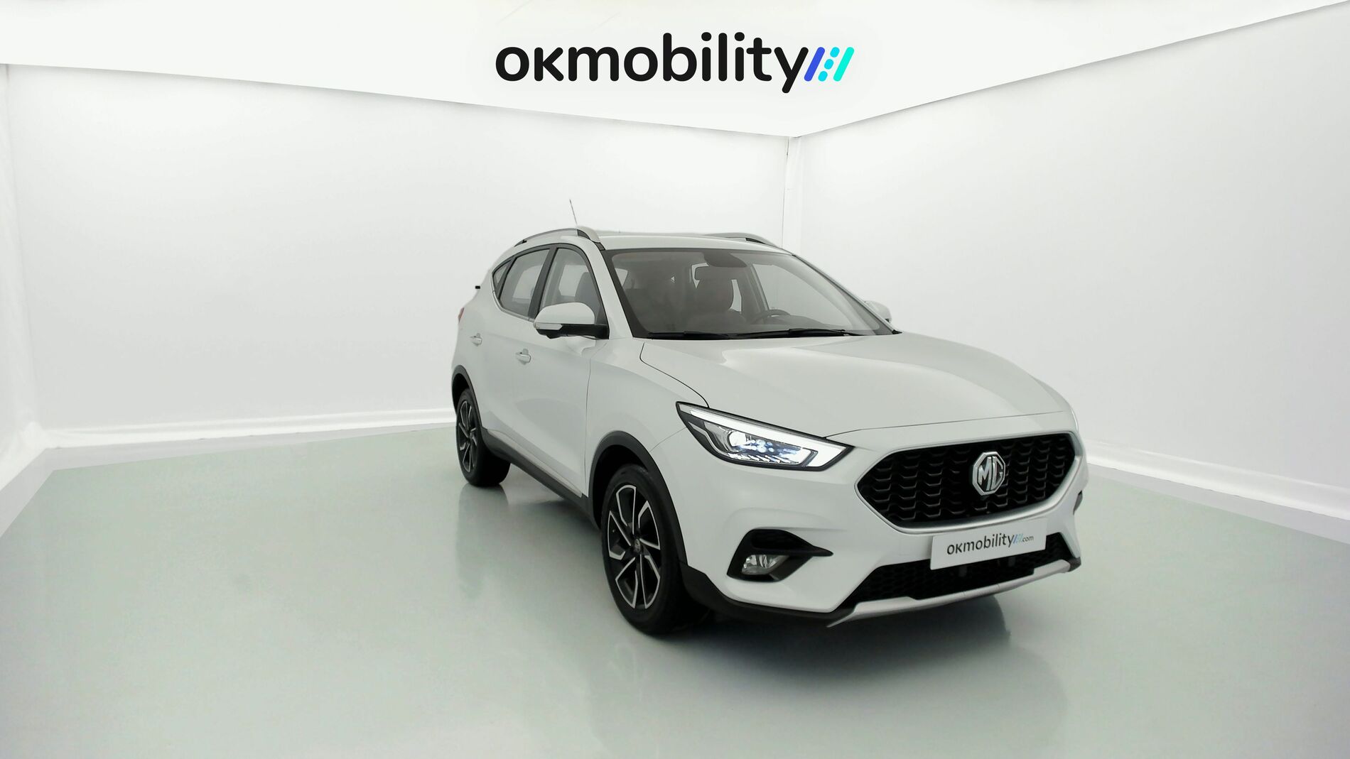 mg zs luxury 1.5 VTI-TECH 106 2023 white 3