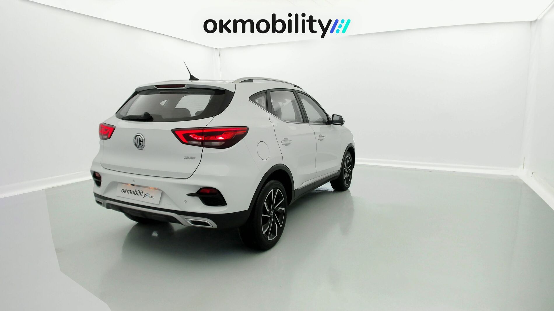 mg zs luxury 1.5 VTI-TECH 106 2023 white 11