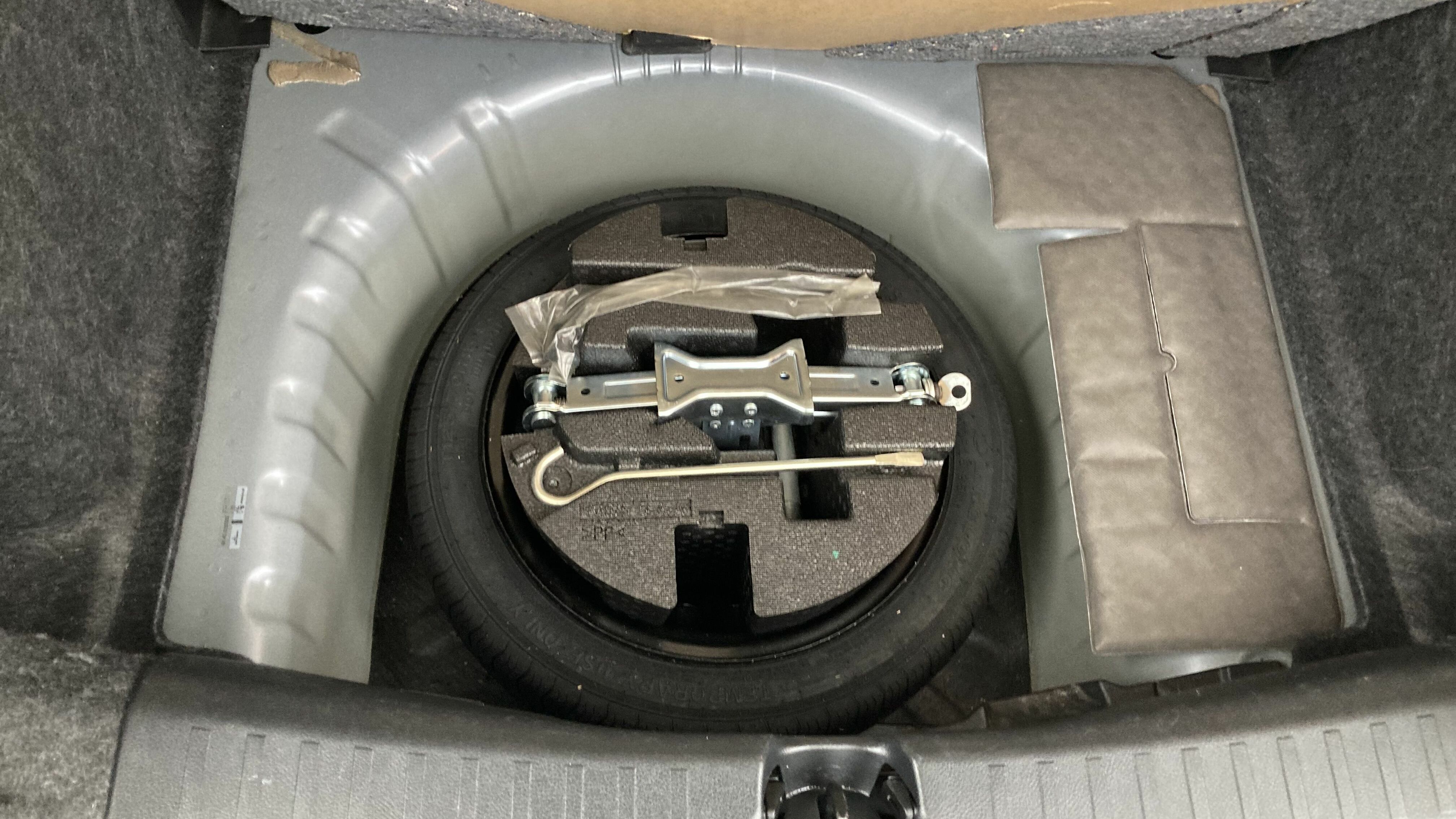 nissan micra tekna 1.0 IG-T 92 2022 grey gunmetal 23