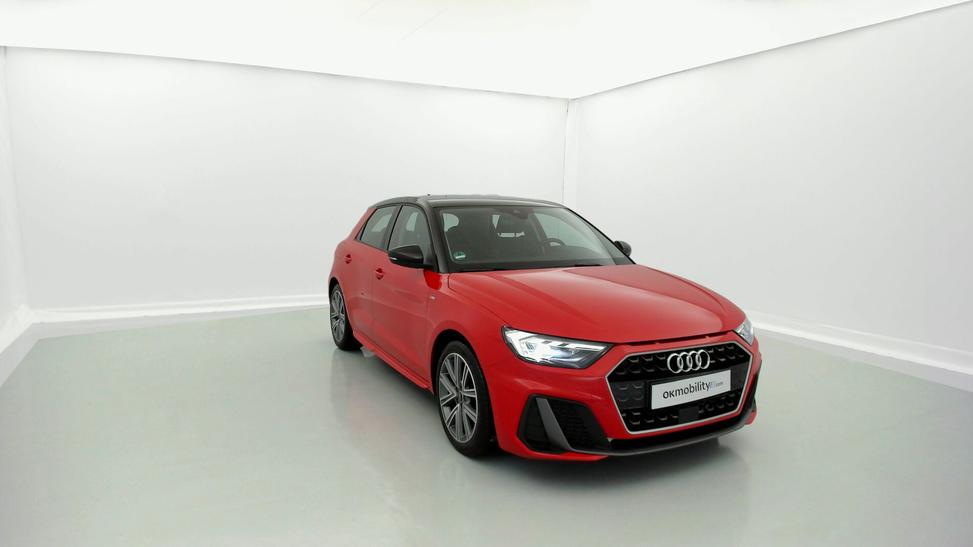 audi a1 sportback s line 30 TFSI 110 2022 misanorot / mythosschwarz 3