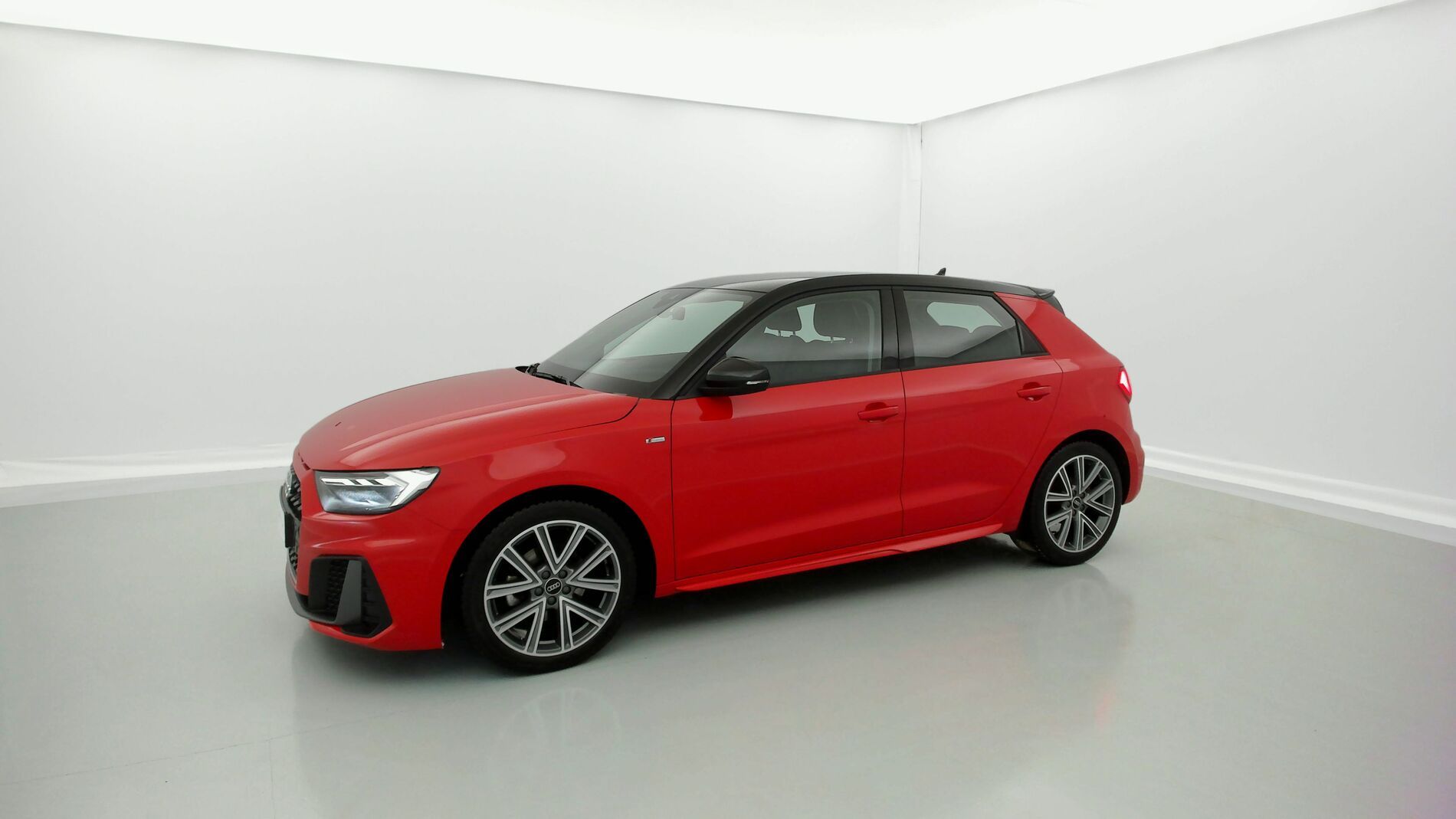 audi a1 sportback s line 30 TFSI 110 2022 misanorot / mythosschwarz 5
