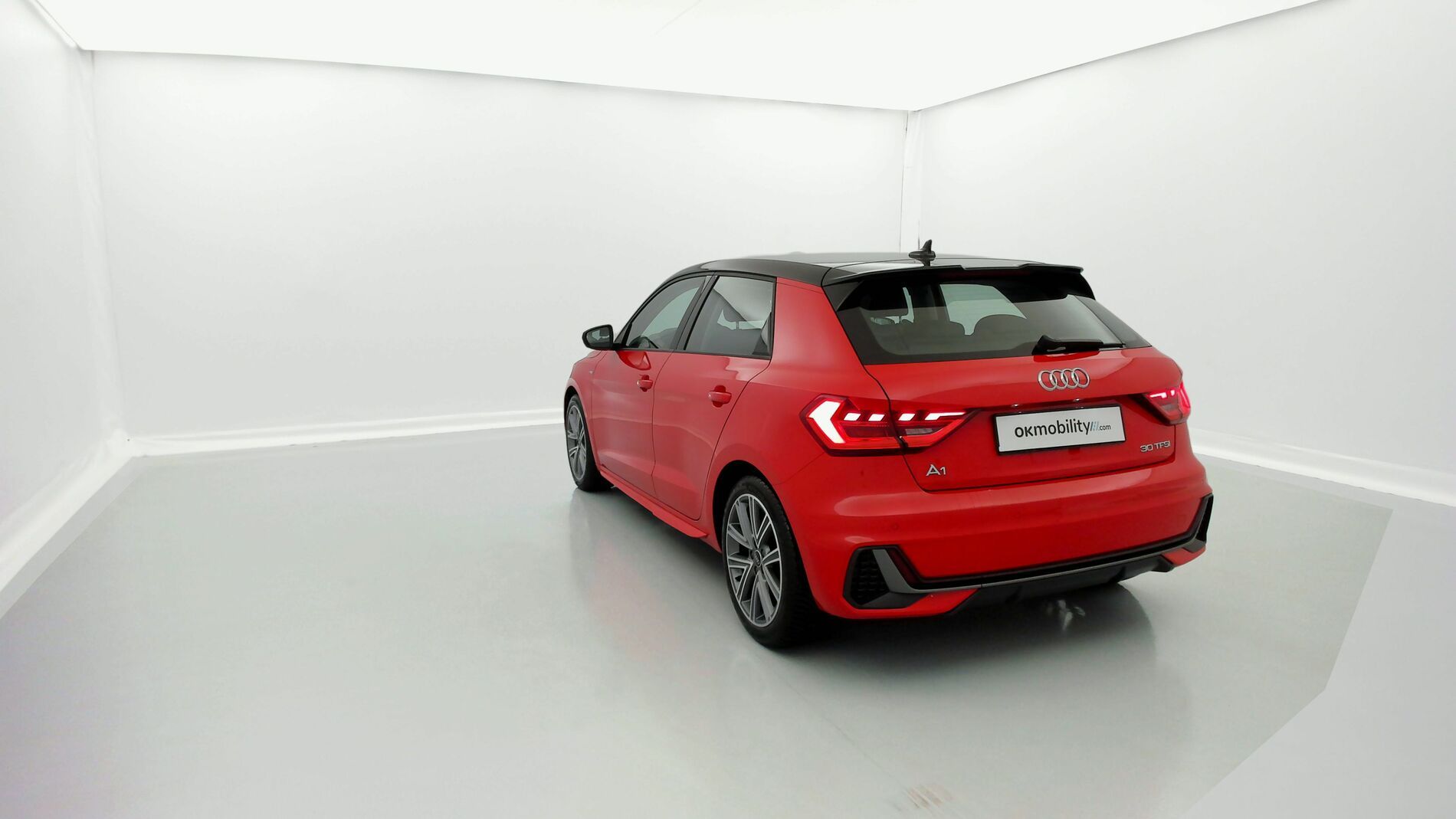 audi a1 sportback s line 30 TFSI 110 2022 misanorot / mythosschwarz 9