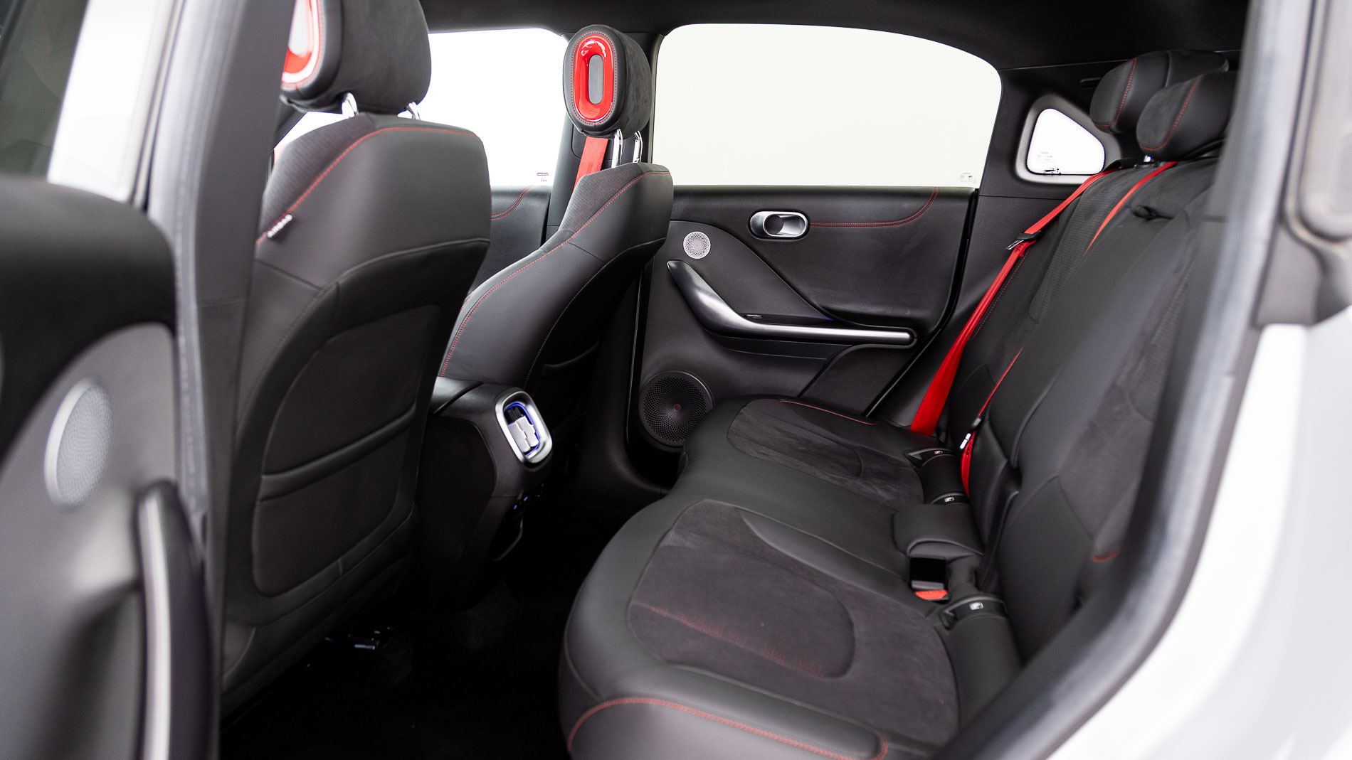 smart #1 brabus 428 4X4 2023 cyber silver / radiant red 21