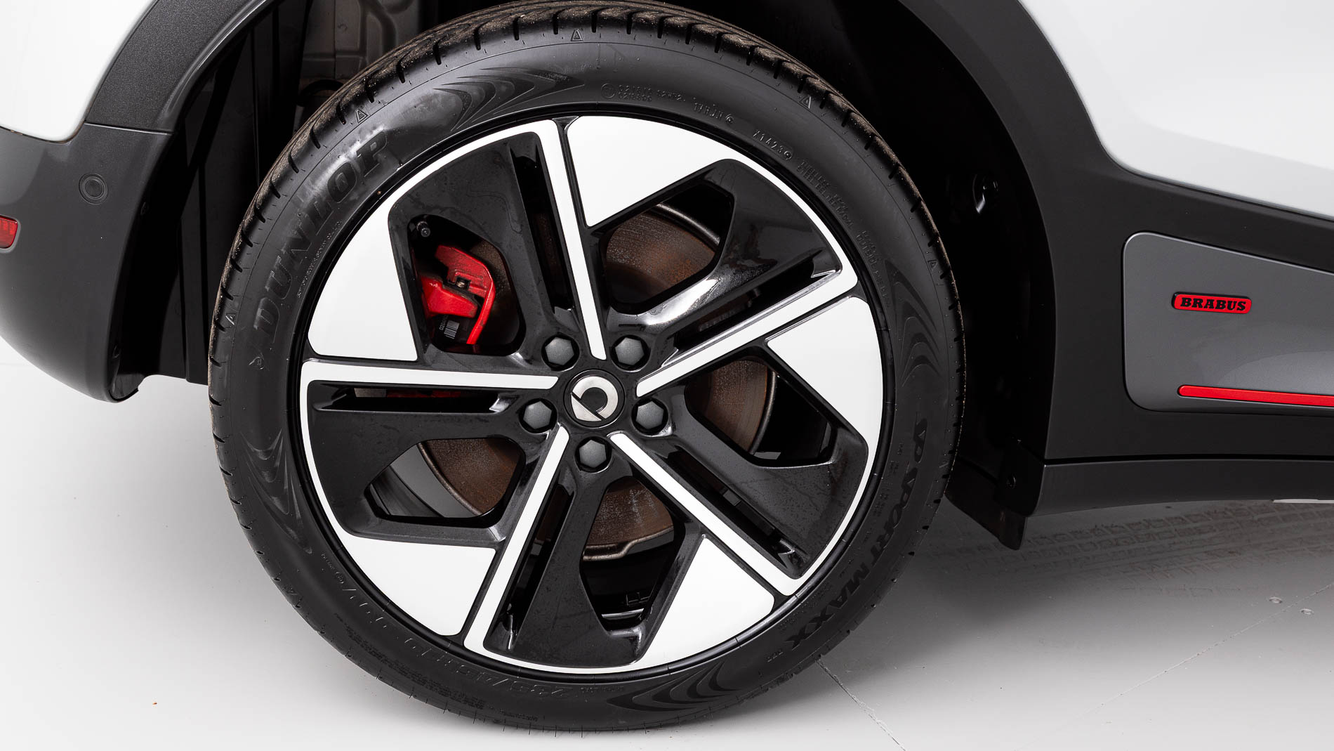 smart #1 brabus 428 4X4 2023 cyber silver / radiant red 31