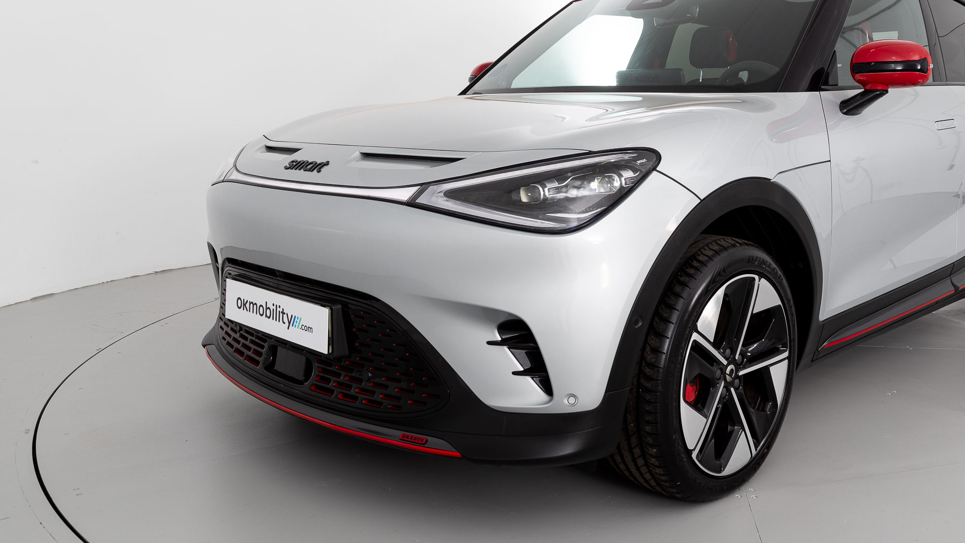 smart #1 brabus 428 4X4 2023 cyber silver / radiant red 33
