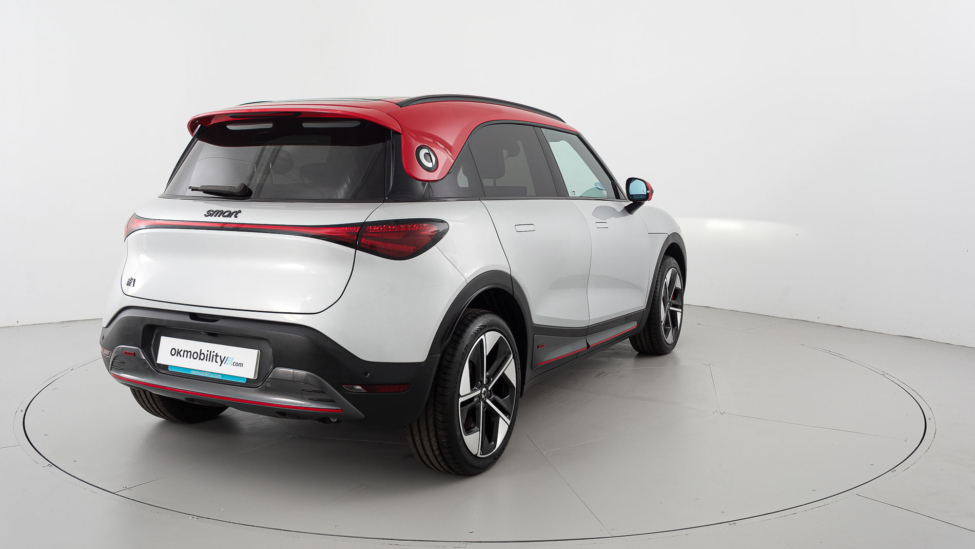 smart #1 brabus 428 4X4 2023 cyber silver / radiant red 11