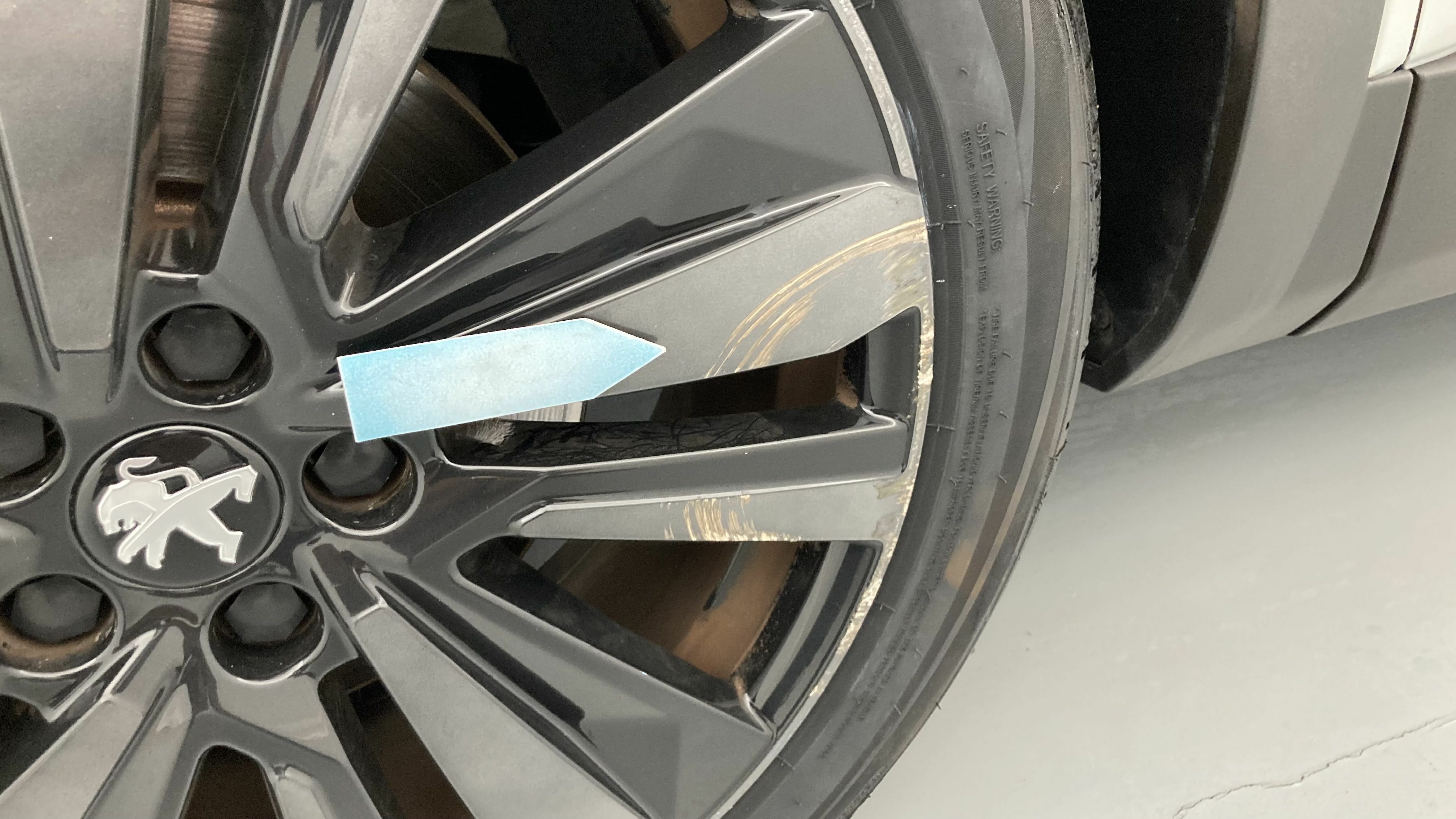 peugeot 3008 gt 1.2 PURETECH 130 EAT 2023 blanco nacarado 36