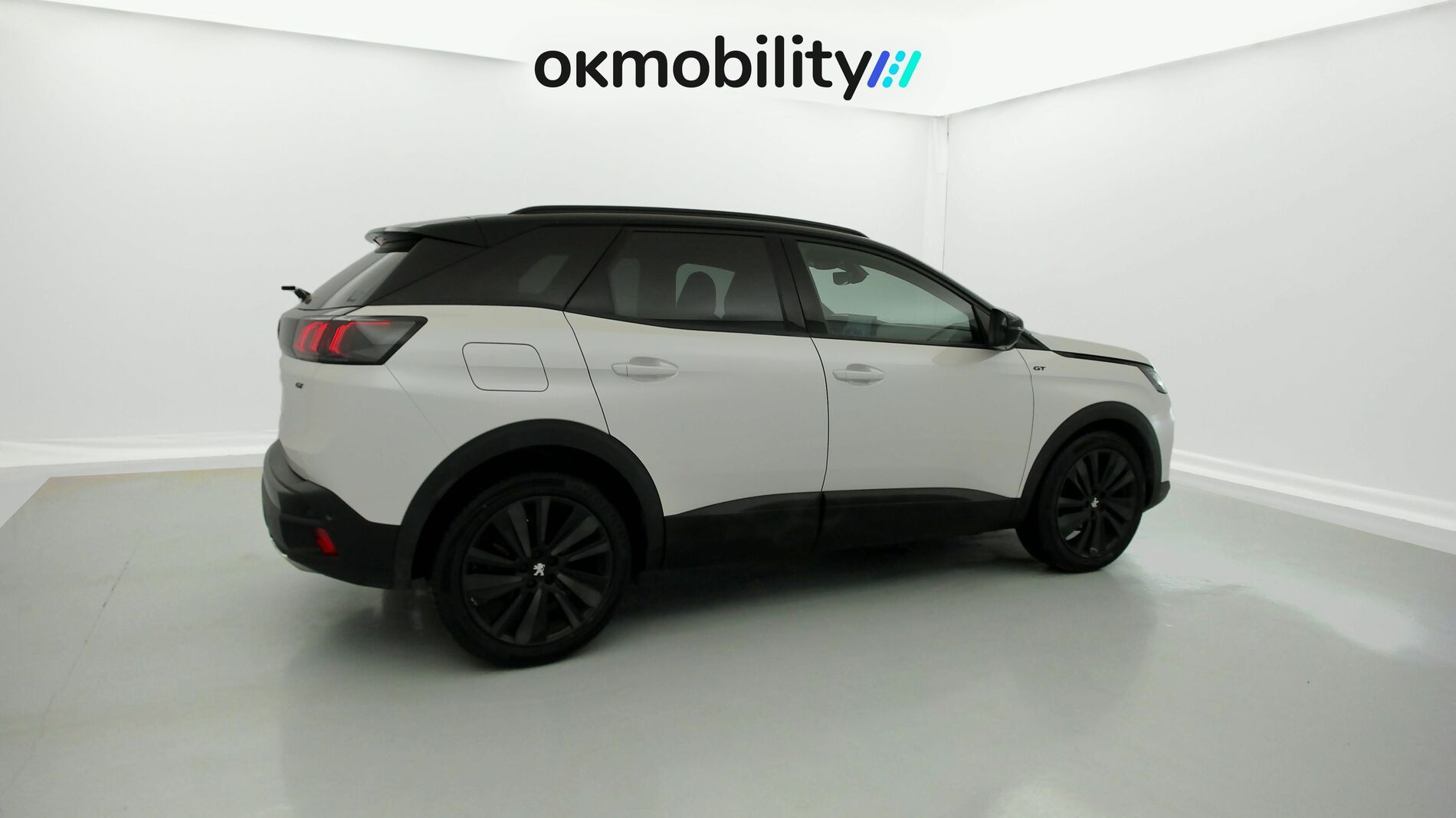 peugeot 3008 gt 1.2 PURETECH 130 EAT 2023 blanco nacarado 12
