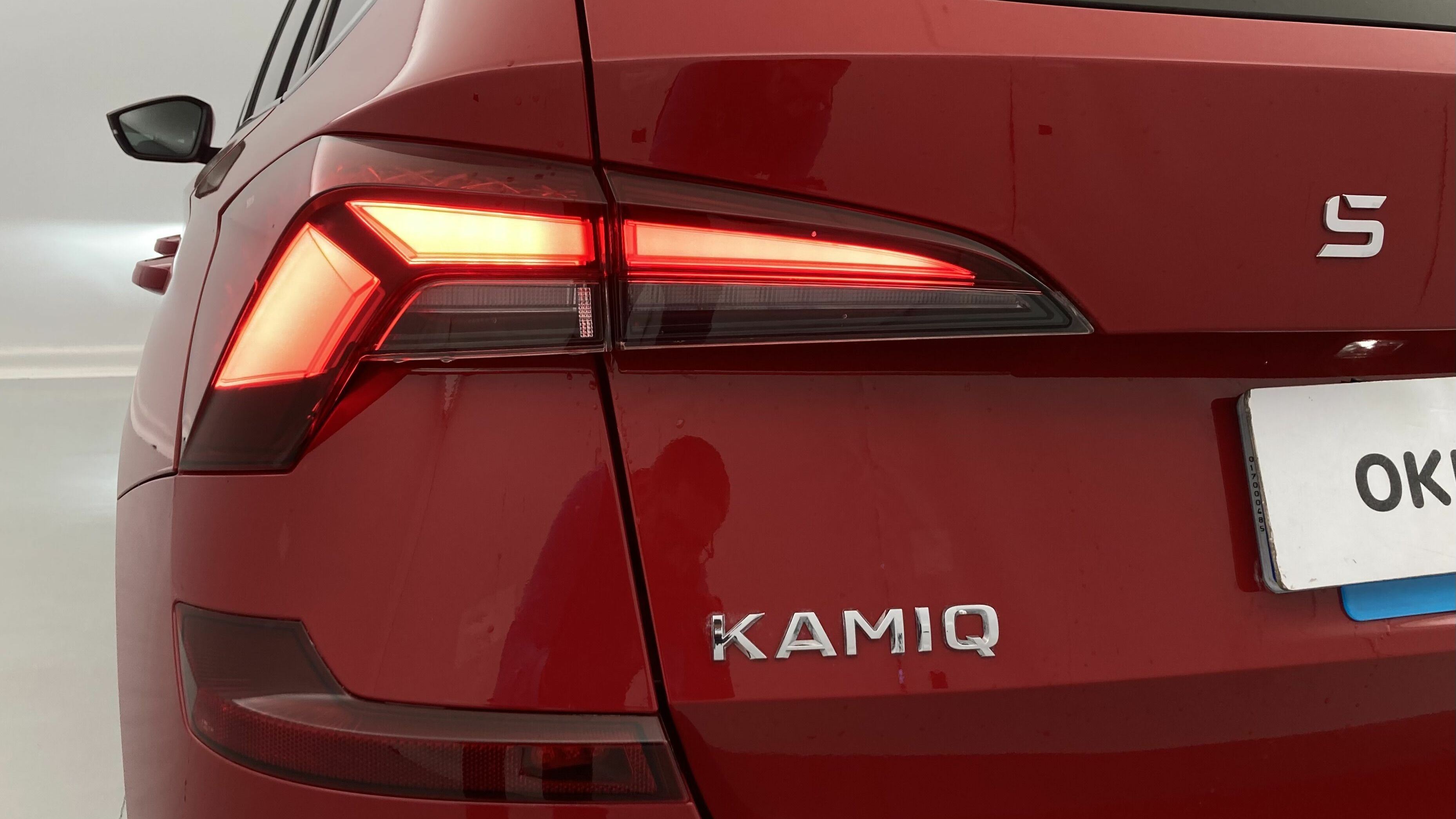 skoda kamiq selection 1.0 TSI 95 2024 rojo velvet 28