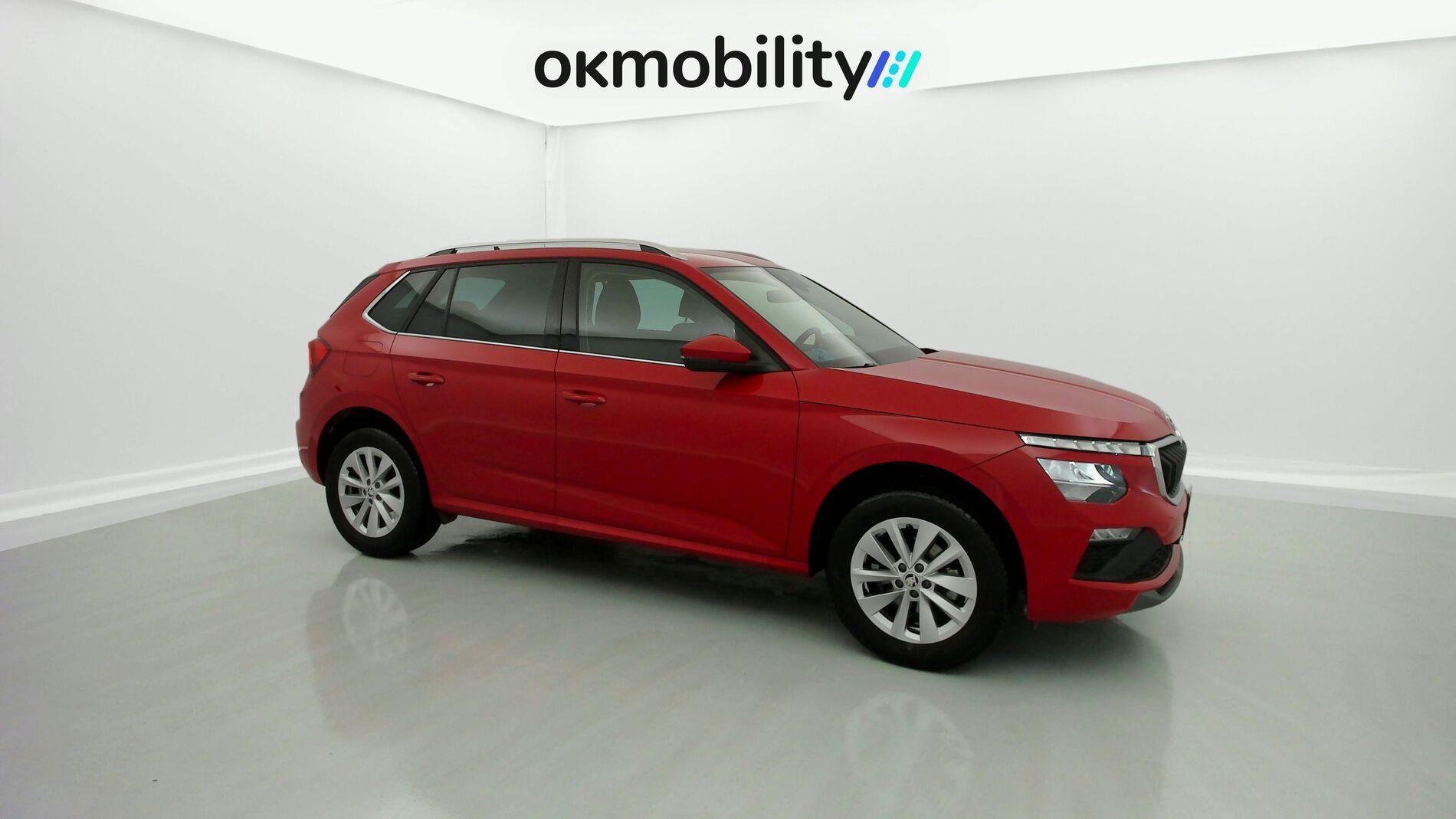 skoda kamiq selection 1.0 TSI 95 2024 rojo velvet 2
