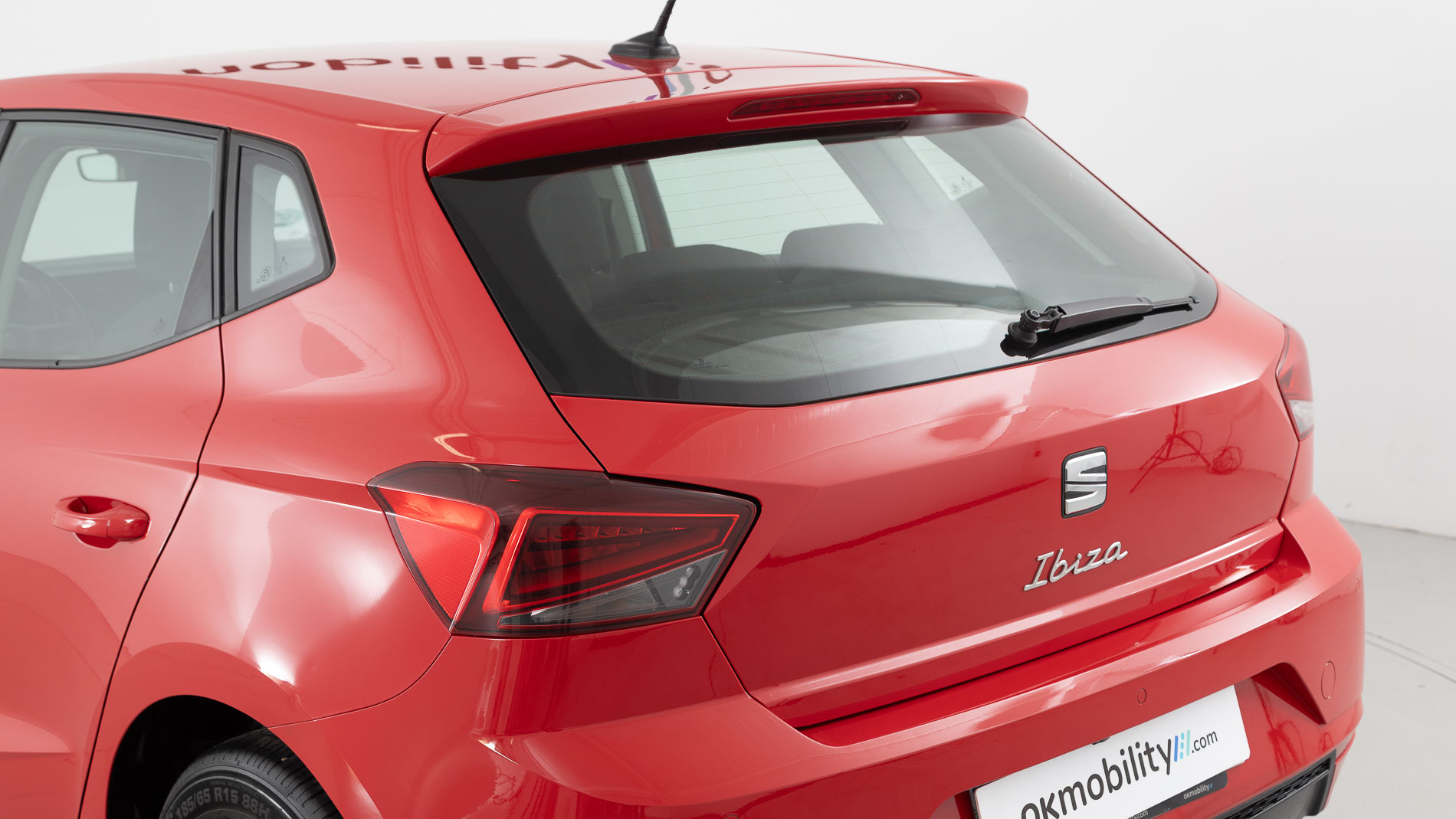 seat ibiza style xl 1.0 MPI 80 2023 rojo 35