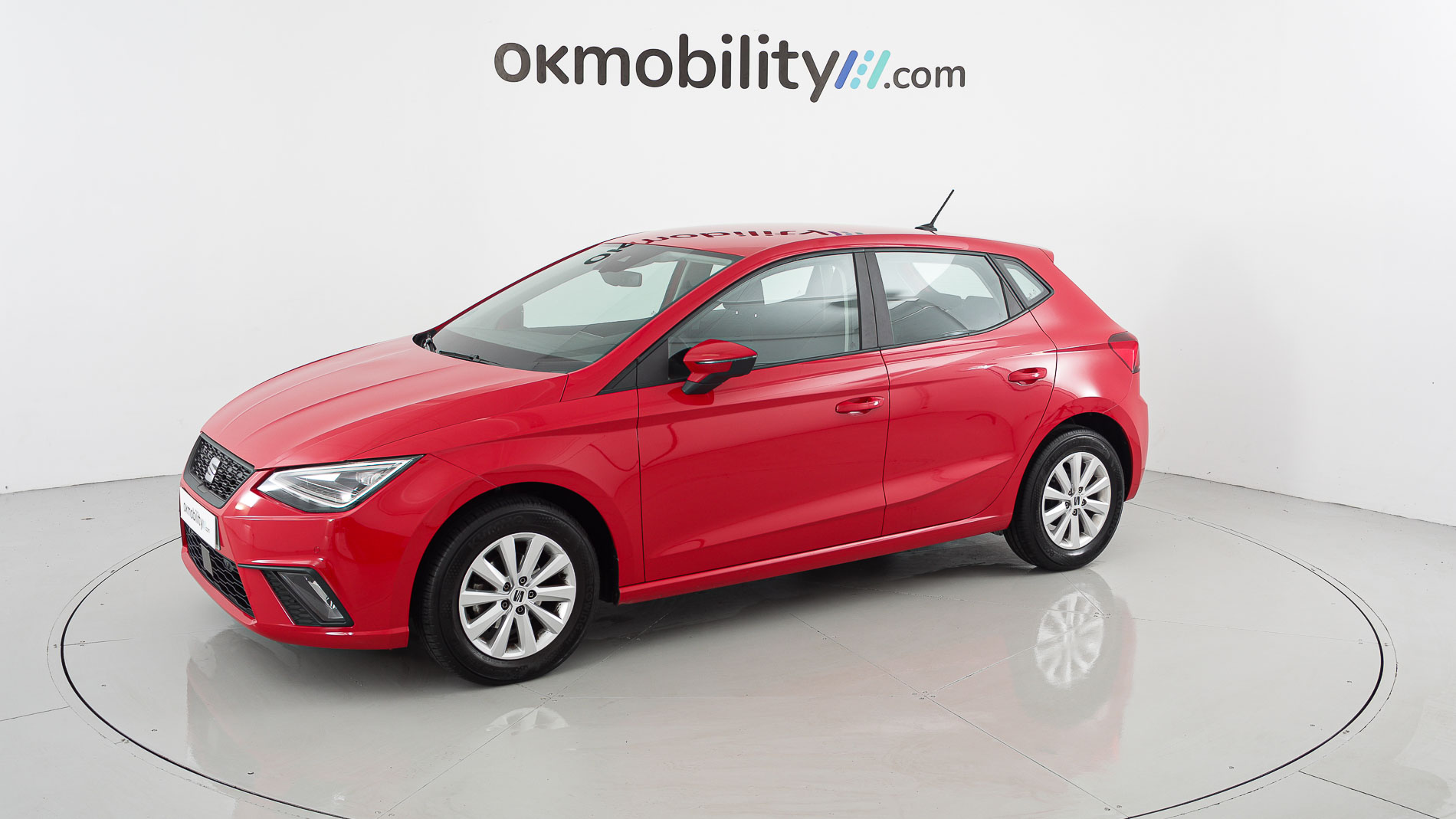 seat ibiza style xl 1.0 MPI 80 2023 rojo 7