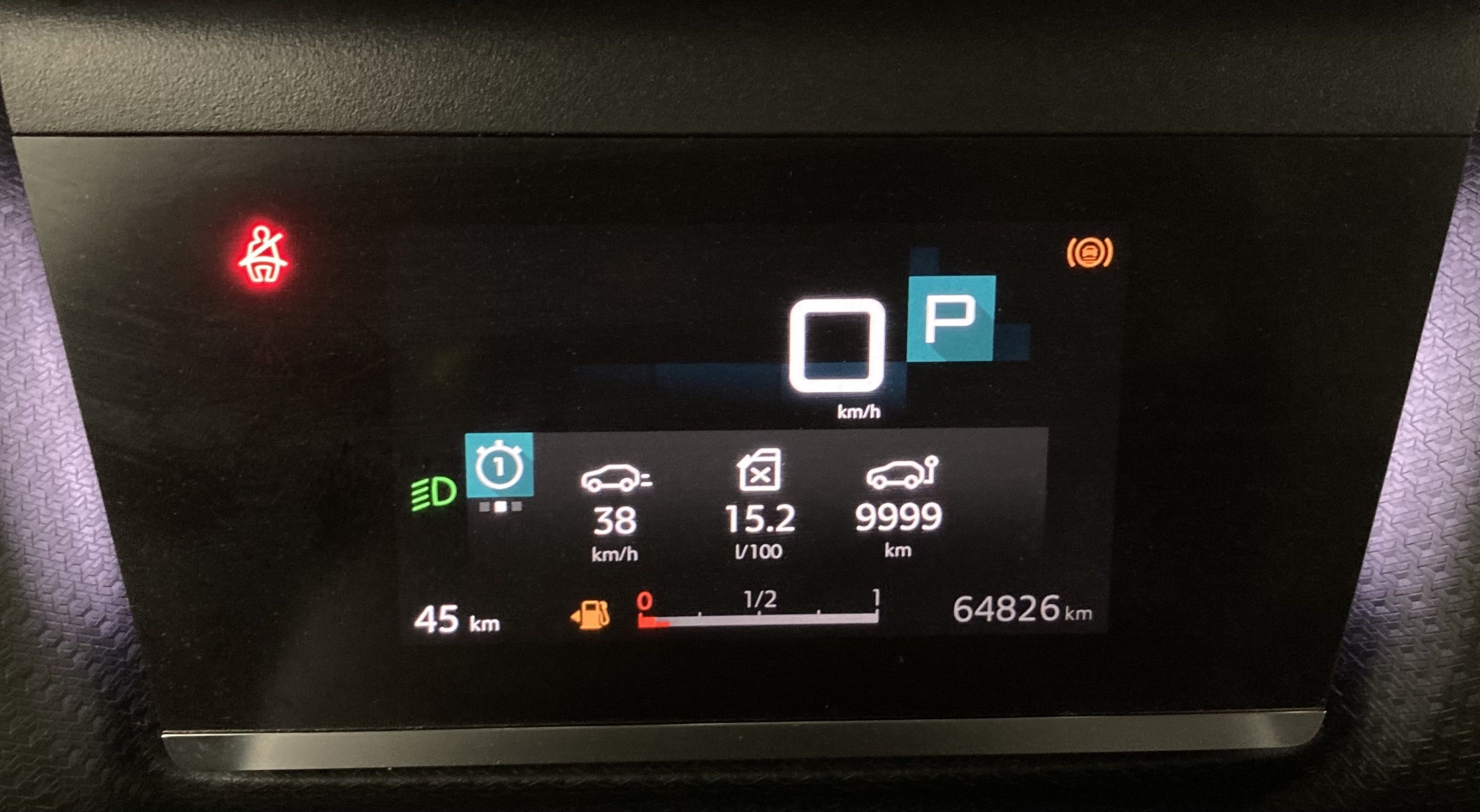 citroen c4 shine 1.5 BLUEHDI 130 EAT 2022 negro perla 13