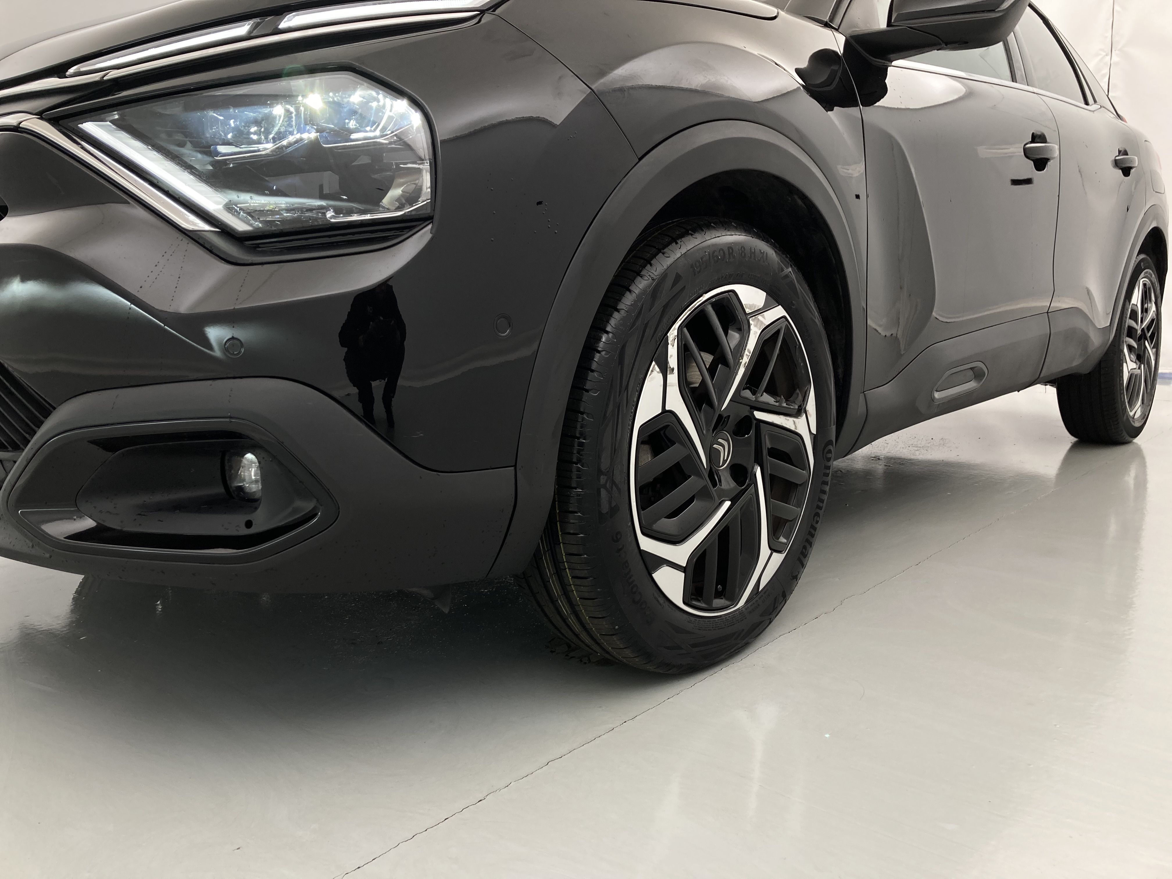 citroen c4 shine 1.5 BLUEHDI 130 EAT 2022 negro perla 29