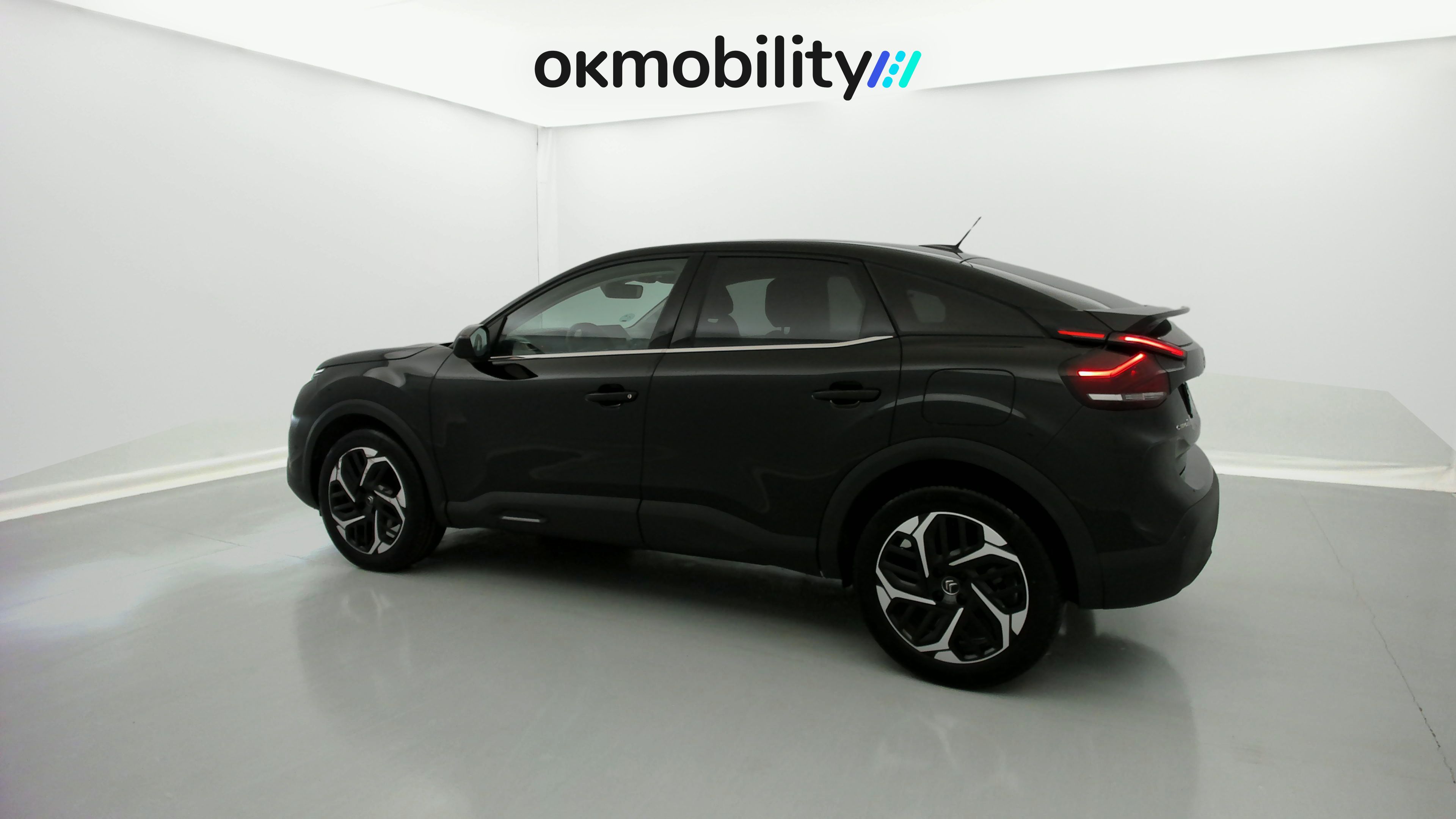 citroen c4 shine 1.5 BLUEHDI 130 EAT 2022 negro perla 8