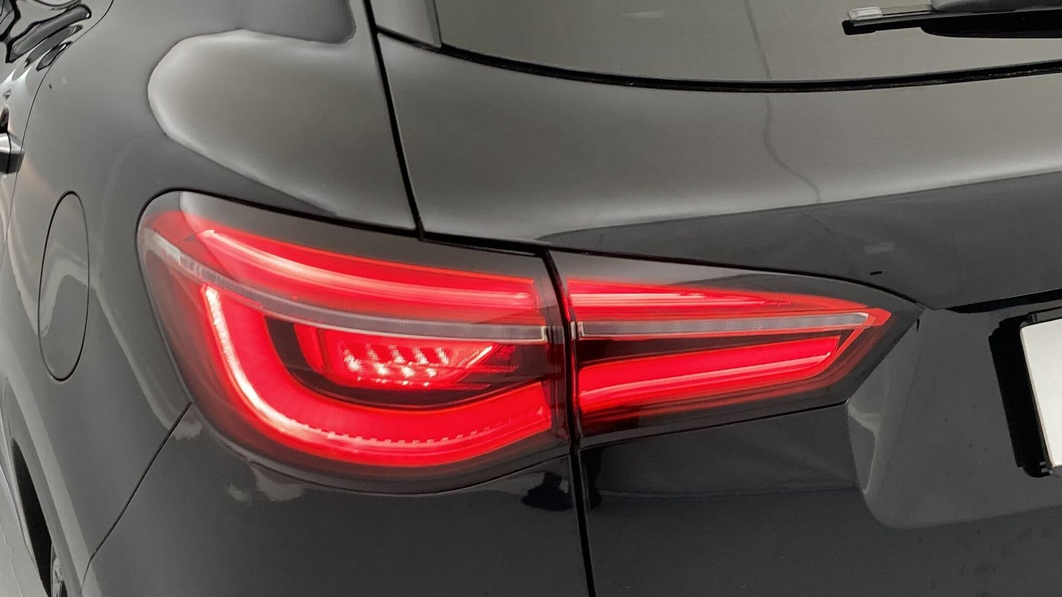 mg hs luxury 1.5 T-GDI 162 AT 2023 black 31