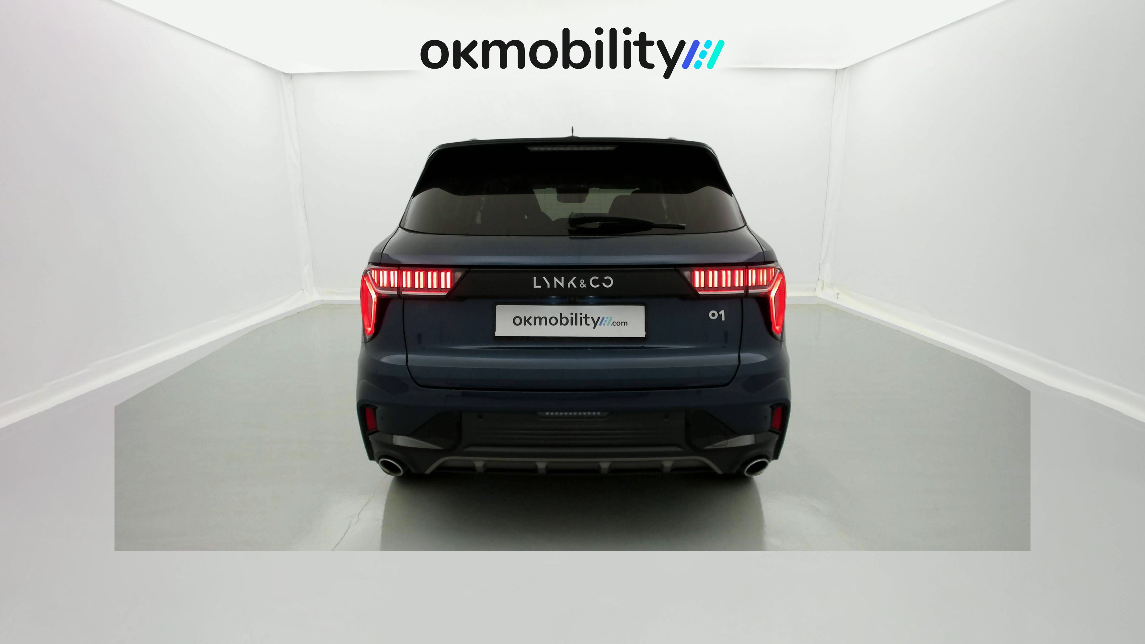lynk&co 1 nv 1.5 PHEV 261 2022 blue 11