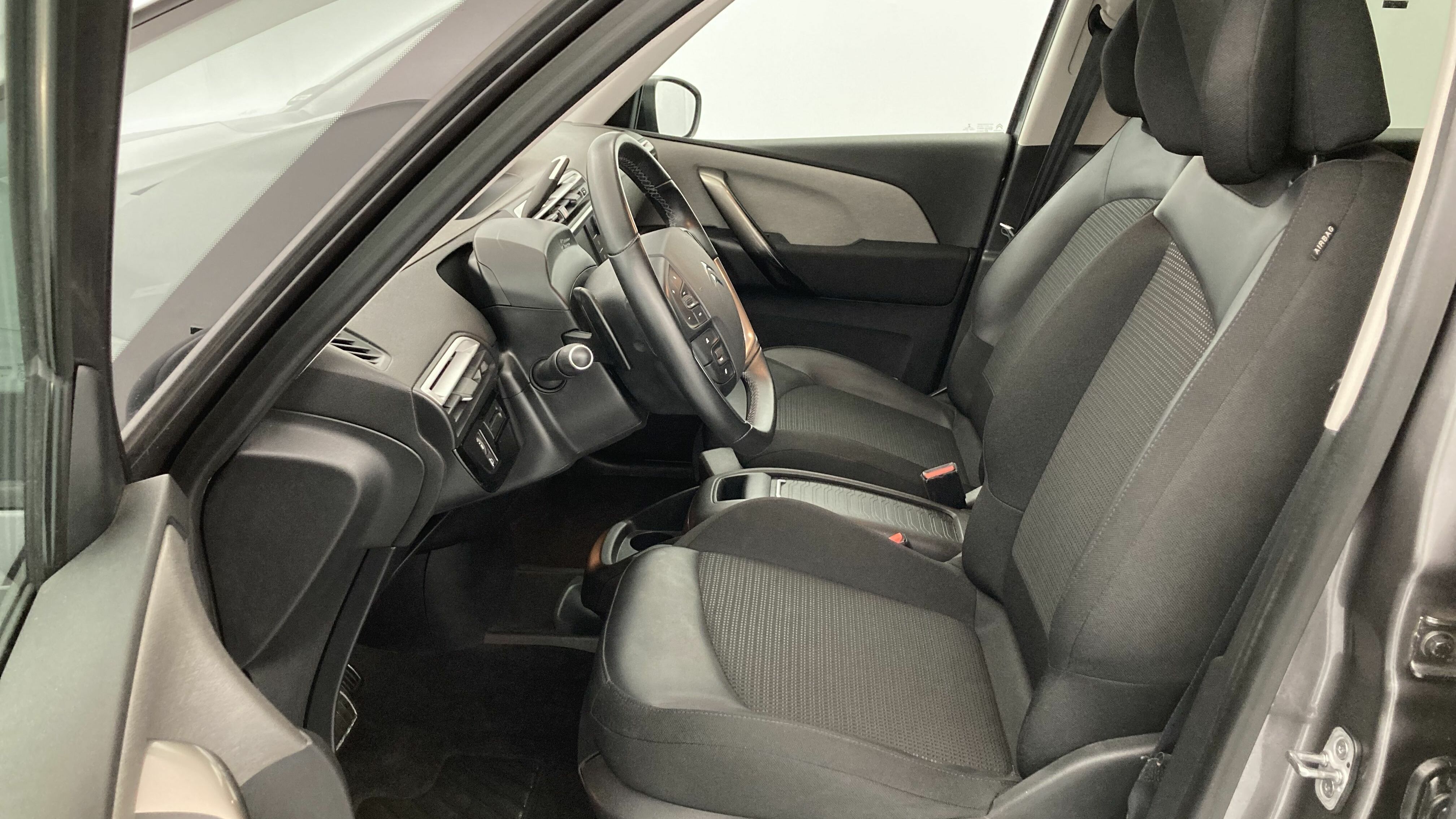 citroen c4 grand spacetourer shine pack 1.5 BLUEHDI 130 EAT 2021 platinum-grau 14