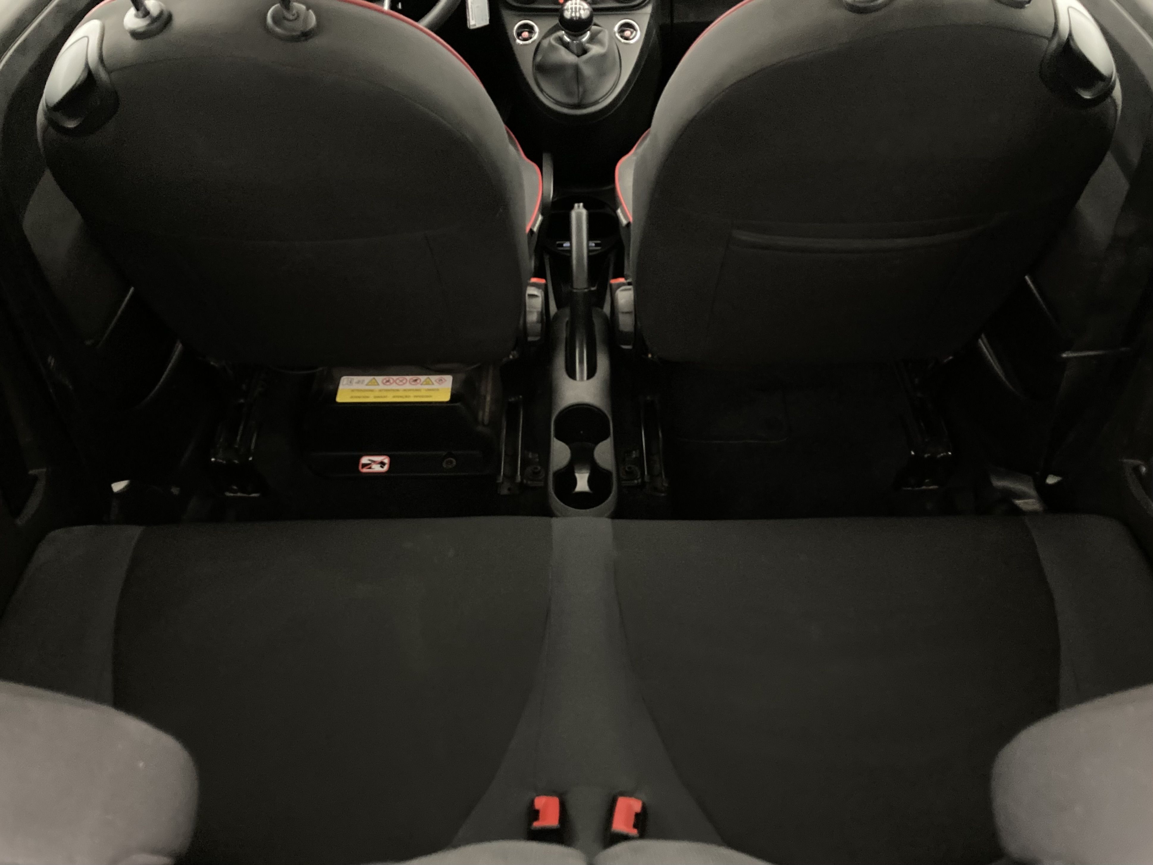 fiat 500 red 1.0 HYBRID 70 MHEV 2023 blanco gelato 18