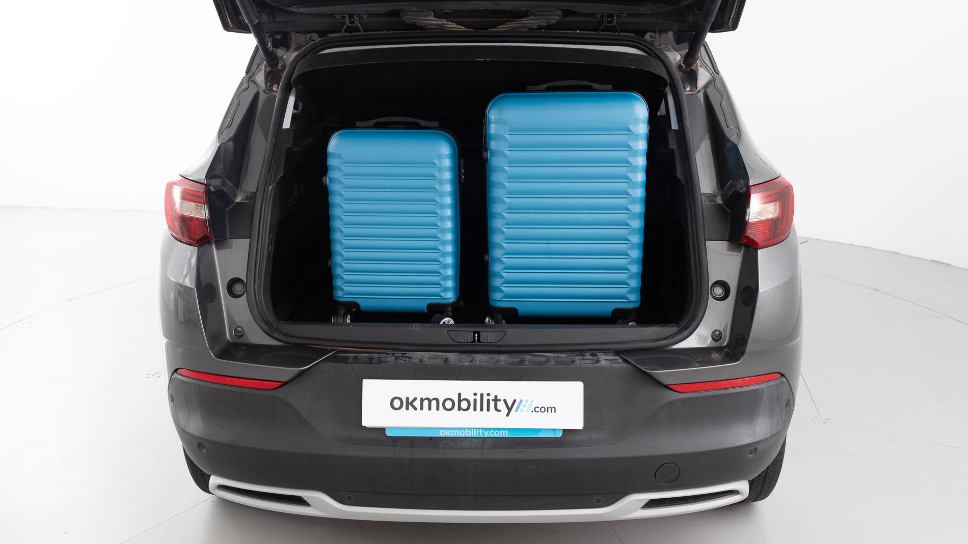 opel grandland x ultimate 1.6 PHEV 300 AT 2021 gris moai / techo negro 30