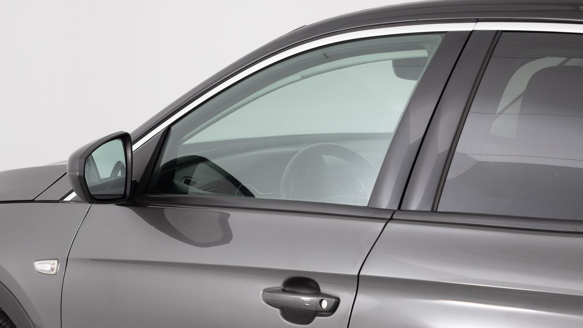 opel grandland x ultimate 1.6 PHEV 300 AT 2021 gris moai / techo negro 34