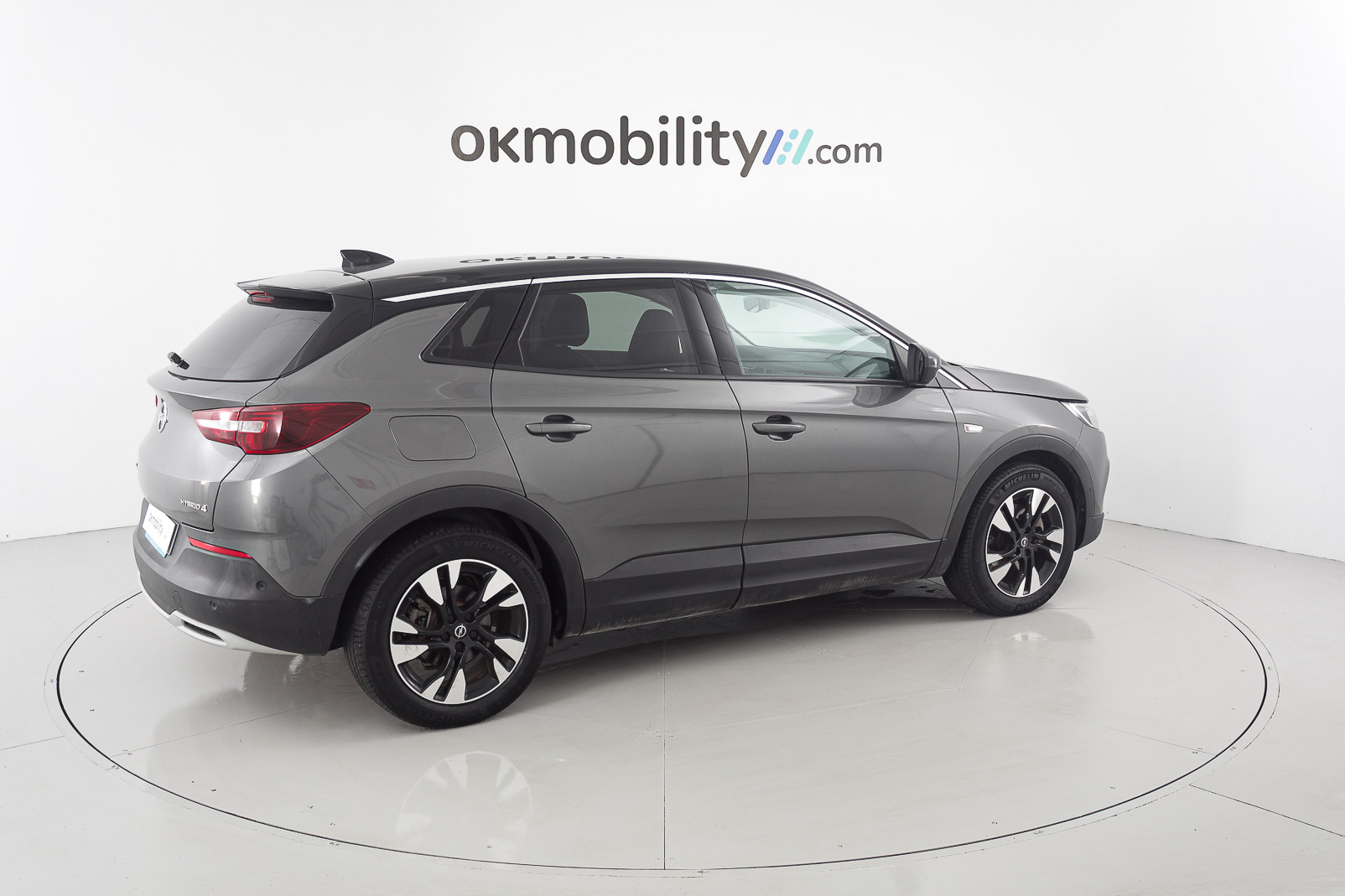 opel grandland x ultimate 1.6 PHEV 300 AT 2021 gris moai / techo negro 13