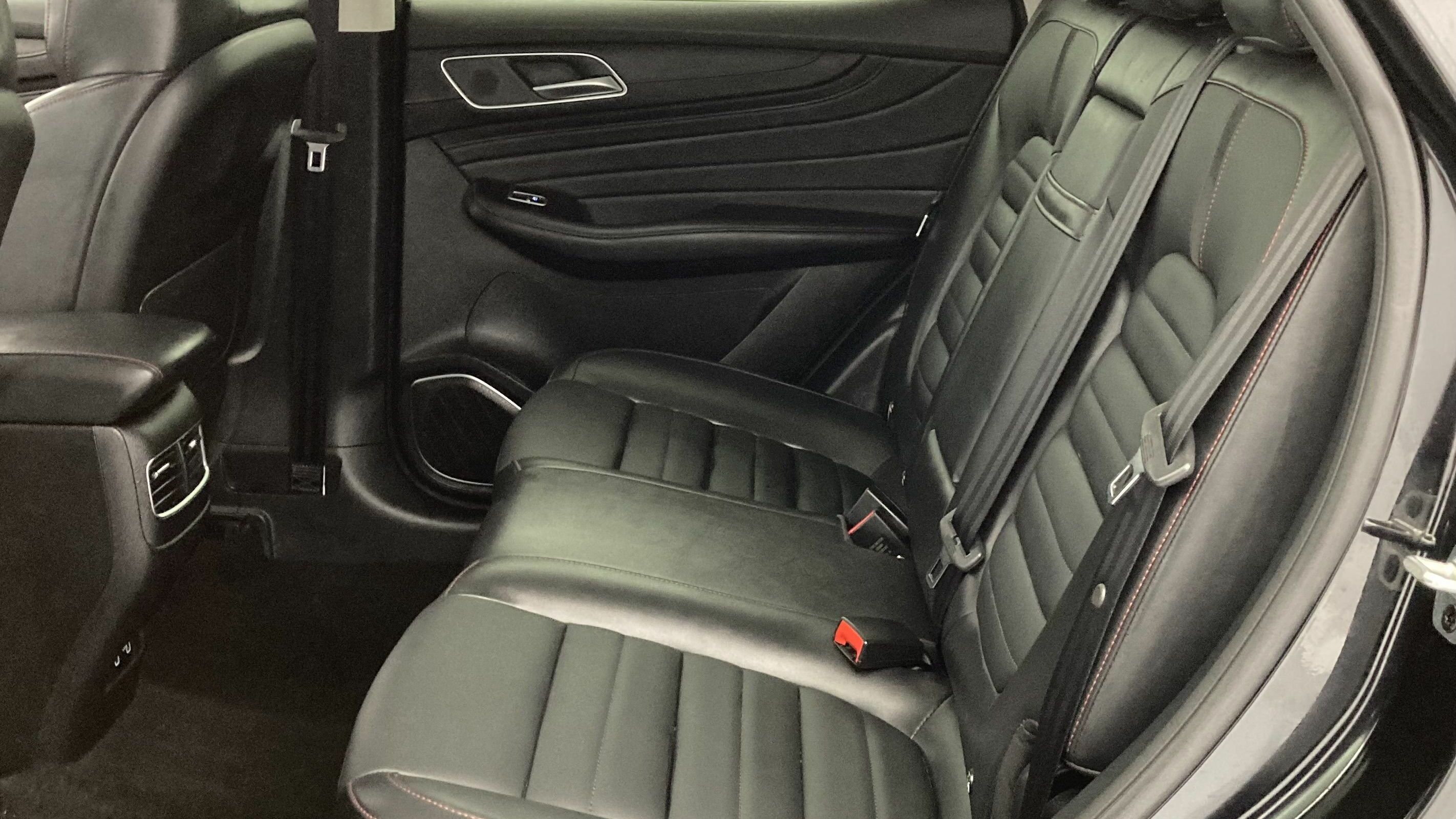 mg hs luxury 1.5 T-GDI 162 AT 2024 pebble black 21