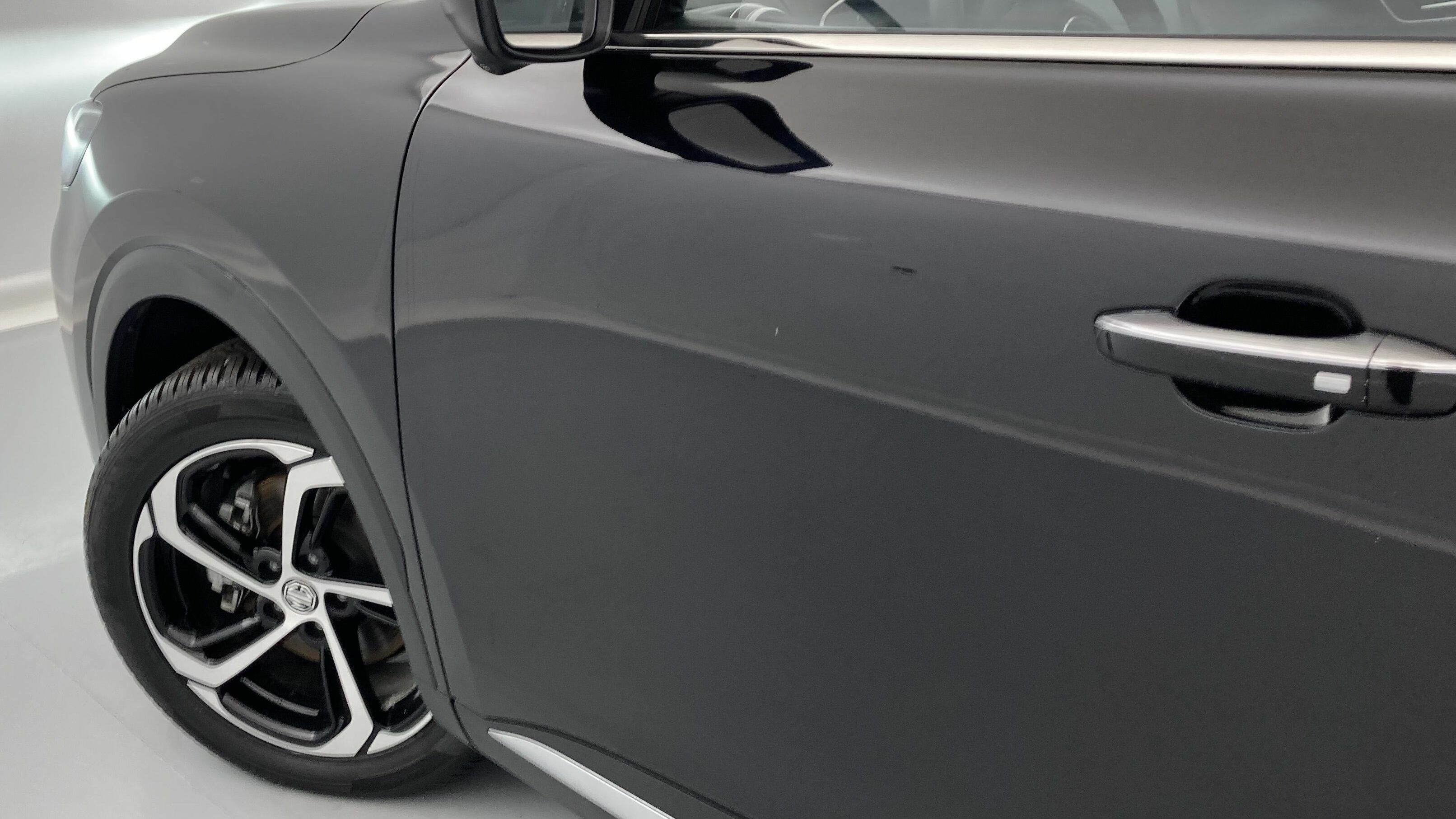 mg hs luxury 1.5 T-GDI 162 AT 2024 pebble black 28