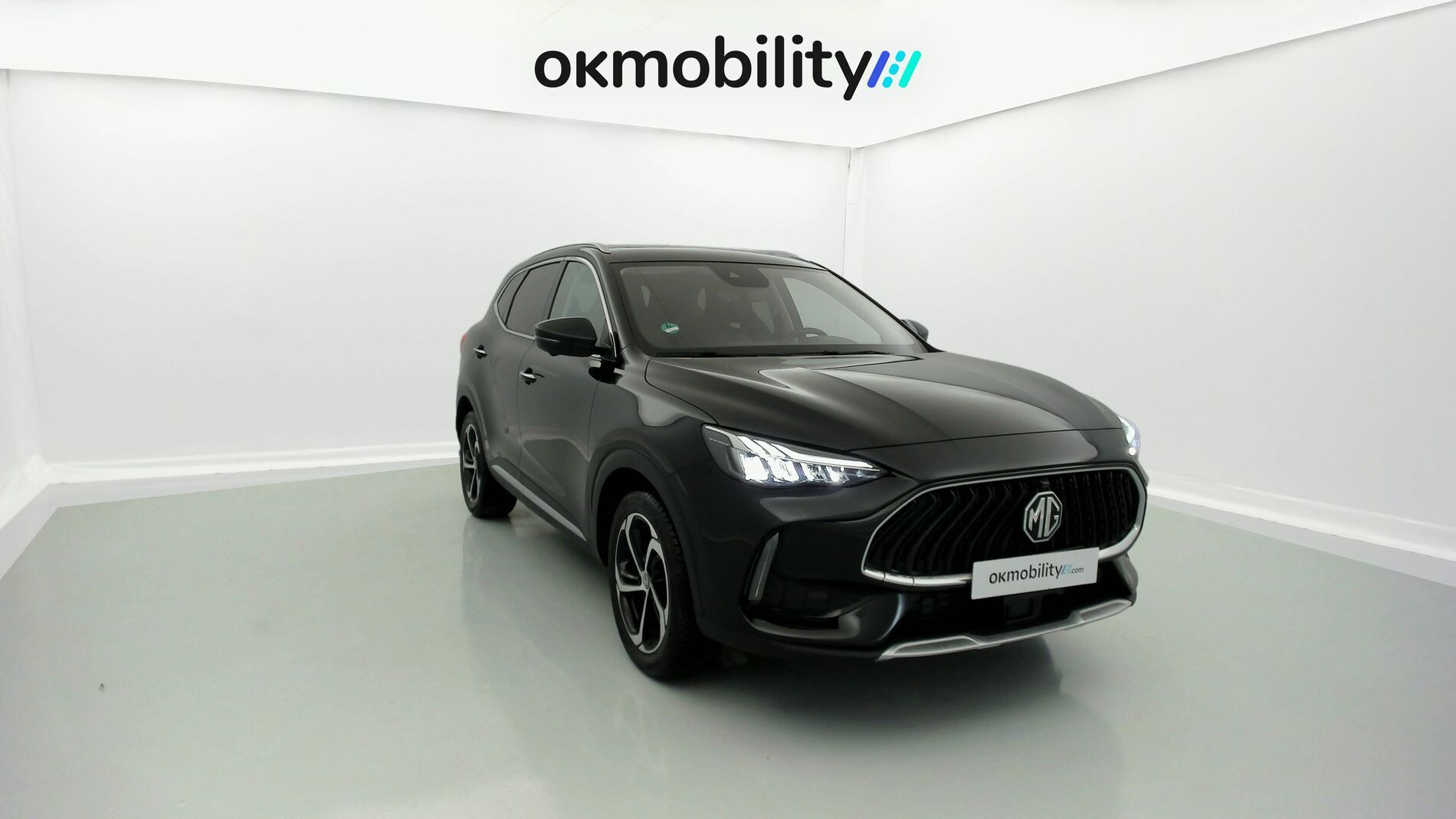 mg hs luxury 1.5 T-GDI 162 AT 2024 pebble black 3