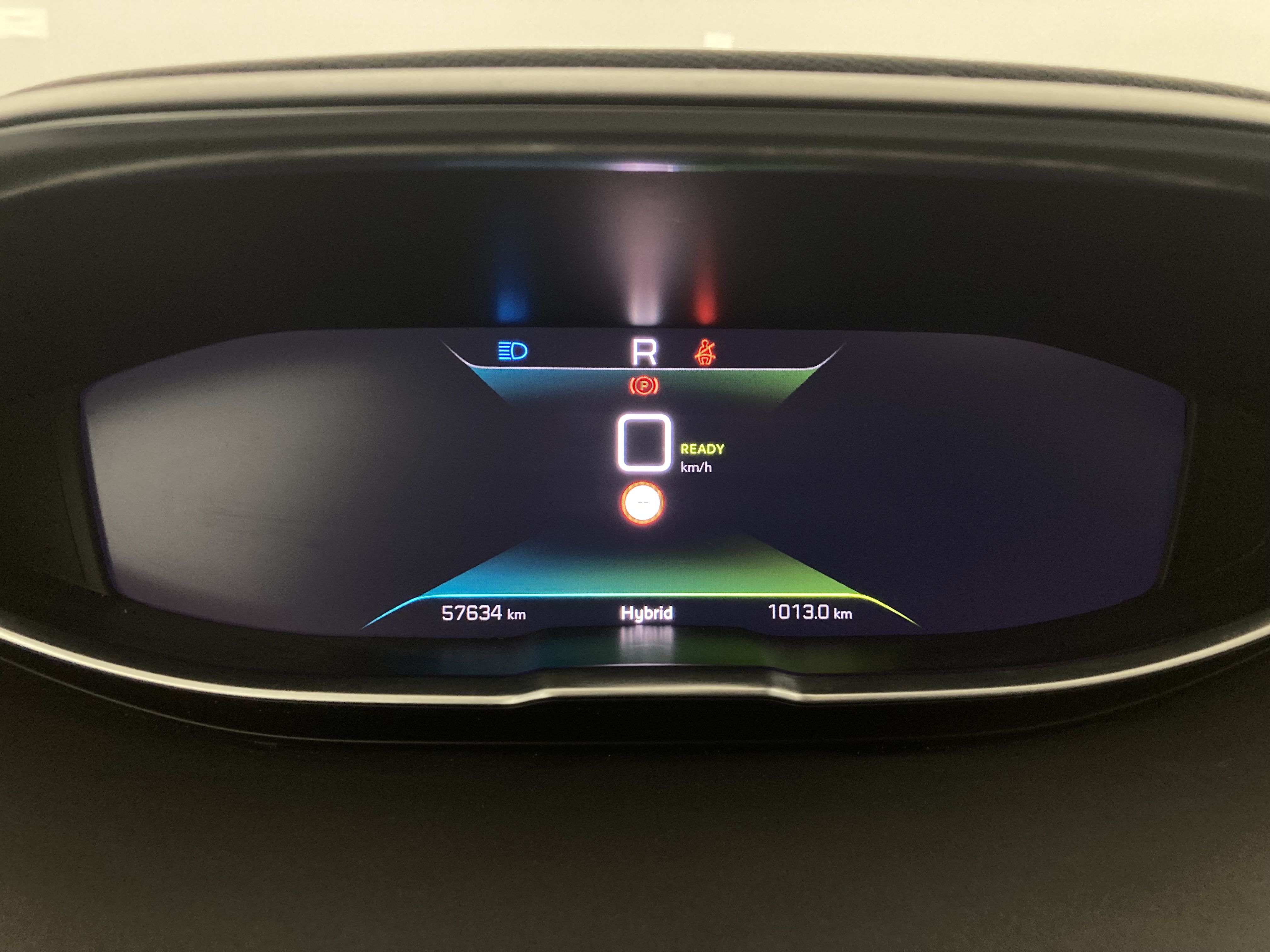 peugeot 3008 gt pack 1.6 HYBRID 300 EAT PHEV 2022 gris artense / negro 13