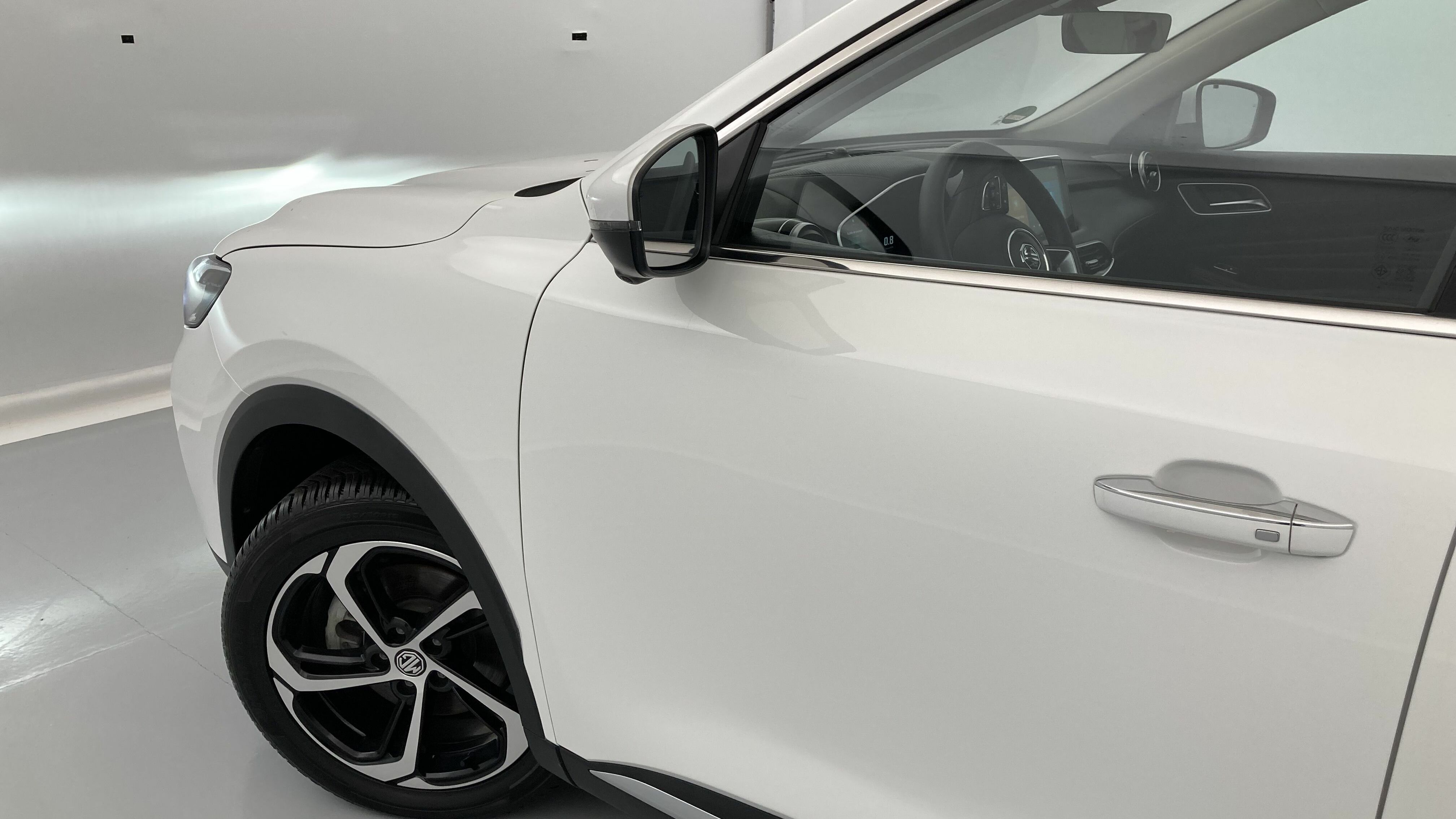 mg hs luxury 1.5 T-GDI 162 AT 2024 dover white 27