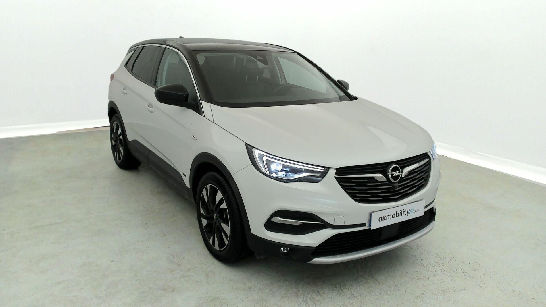 opel grandland x ultimate 1.6 PHEV 300 AT 2021 blanco antartico / techo negro 8