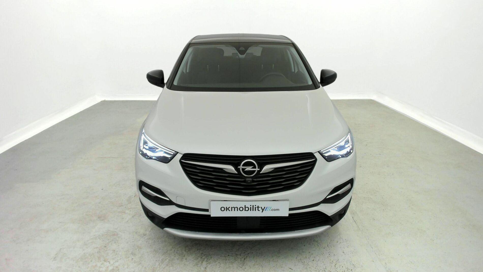opel grandland x ultimate 1.6 PHEV 300 AT 2021 blanco antartico / techo negro 9