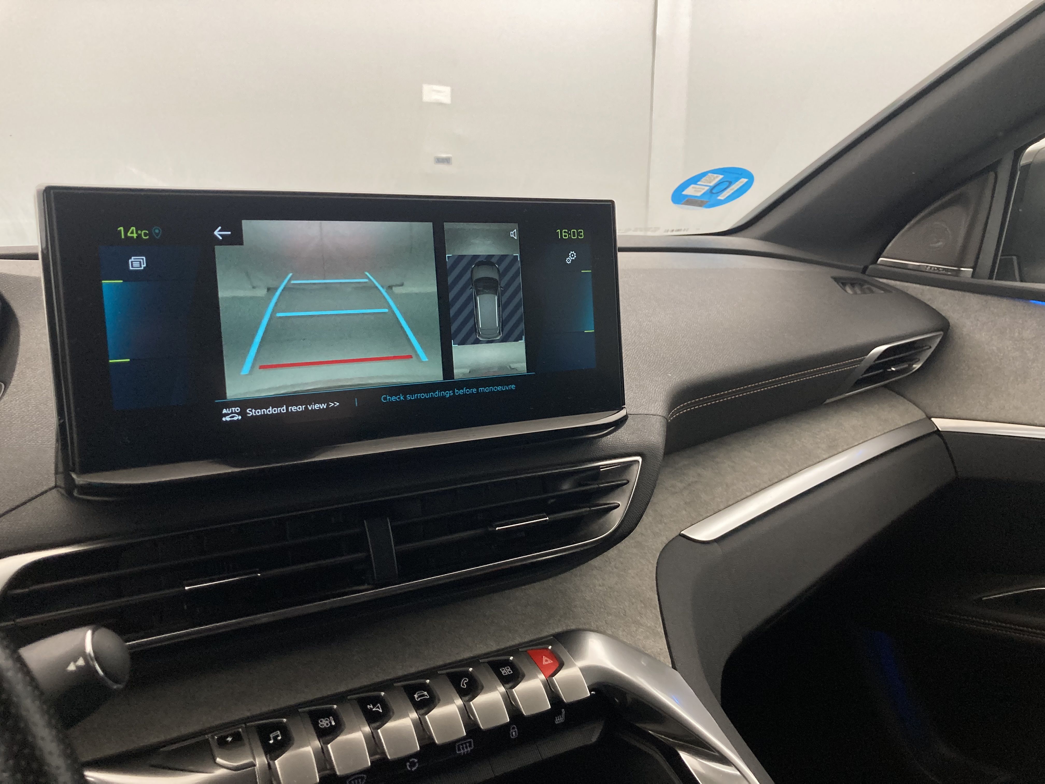 peugeot 3008 gt pack 1.6 HYBRID 300 EAT PHEV 2022 gris artense / negro 34