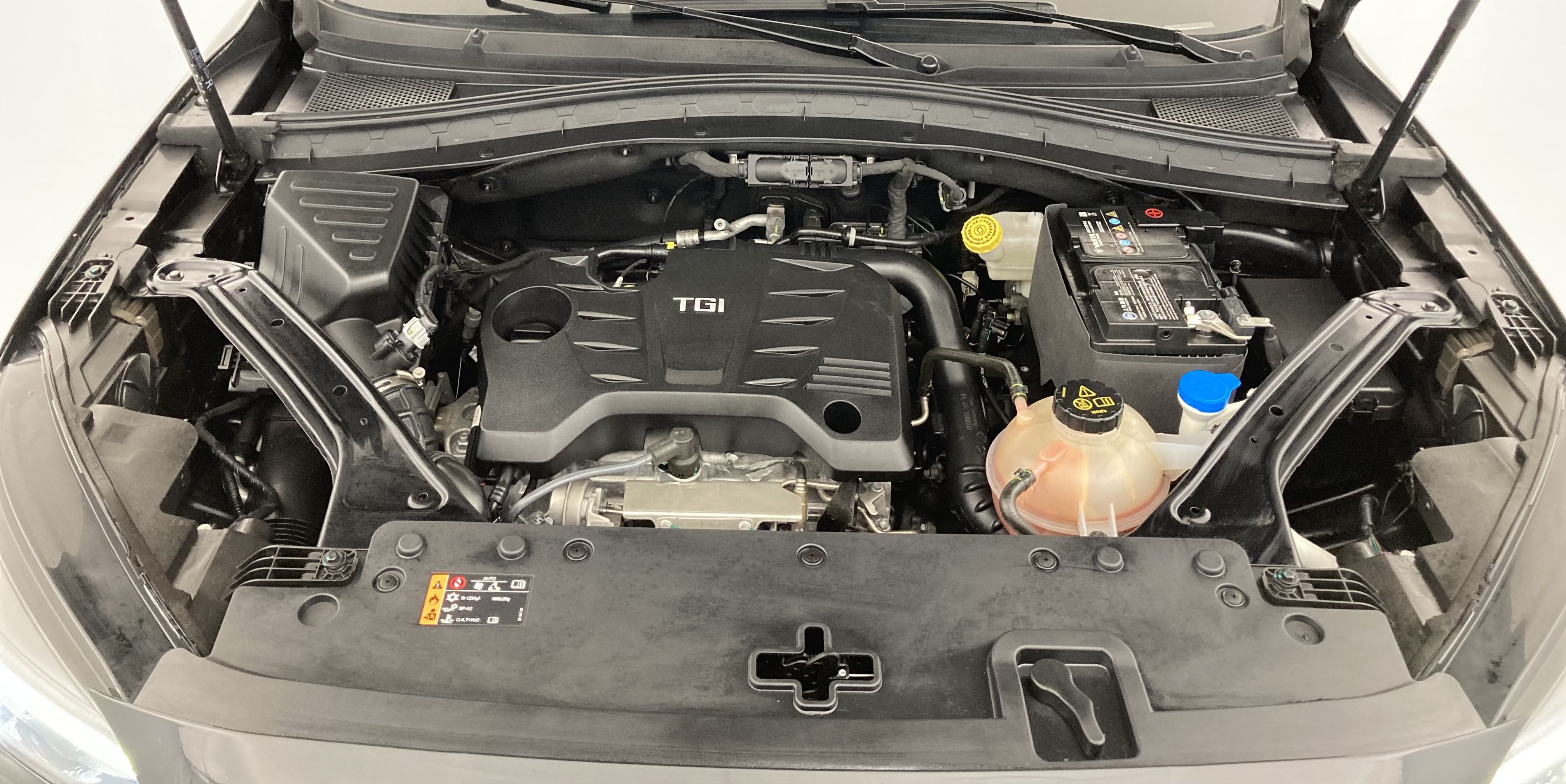 mg hs luxury 1.5 T-GDI 162 AT 2024 pebble black 29