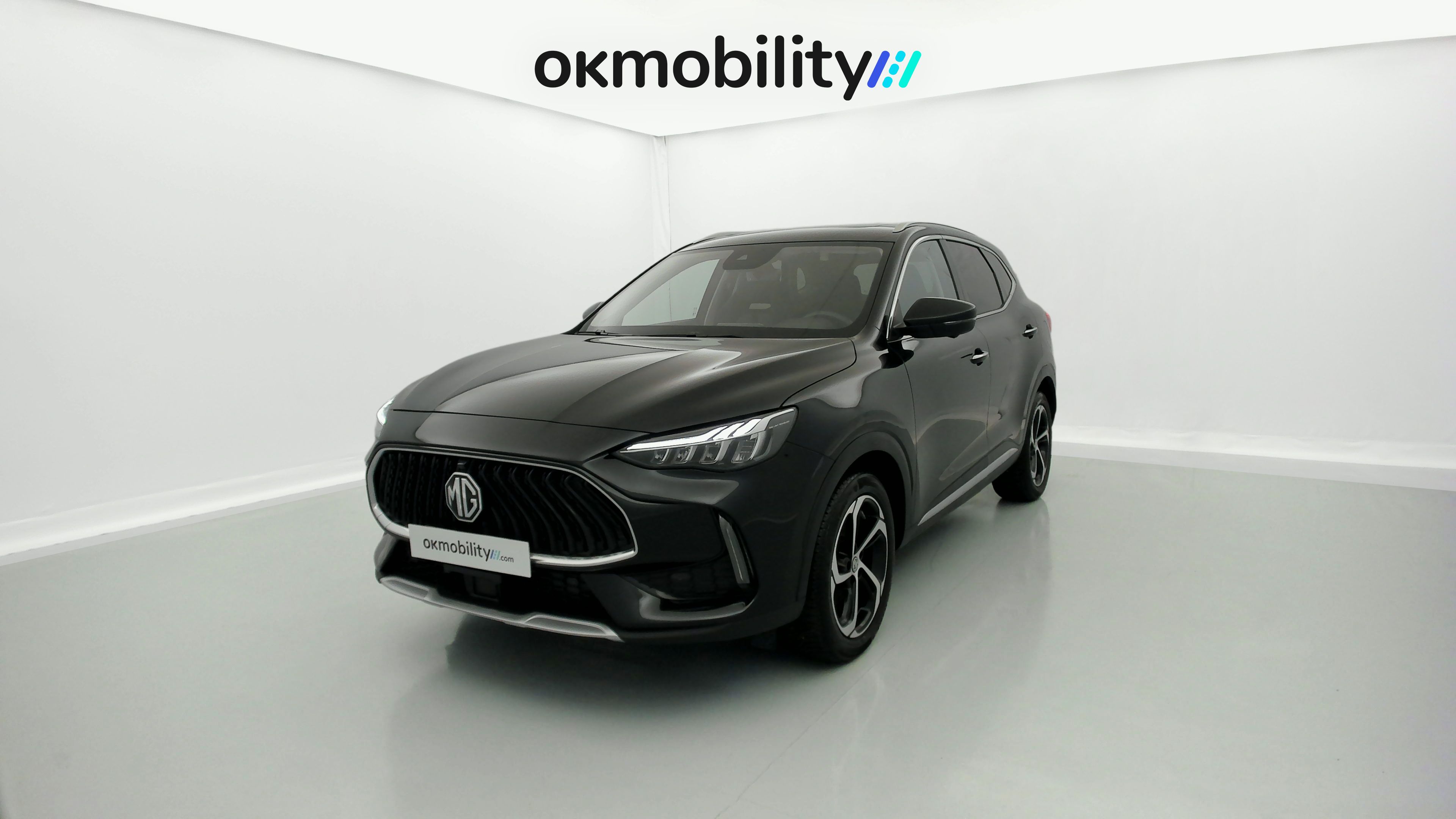 mg hs luxury 1.5 T-GDI 162 AT 2024 pebble black 1