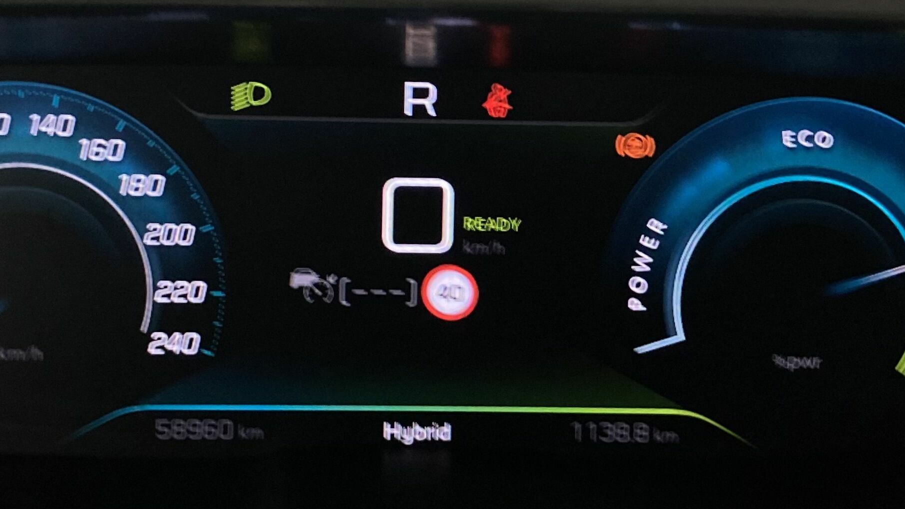 peugeot 3008 gt pack 1.6 HYBRID 300 EAT PHEV 2022 gris artense / negro 17