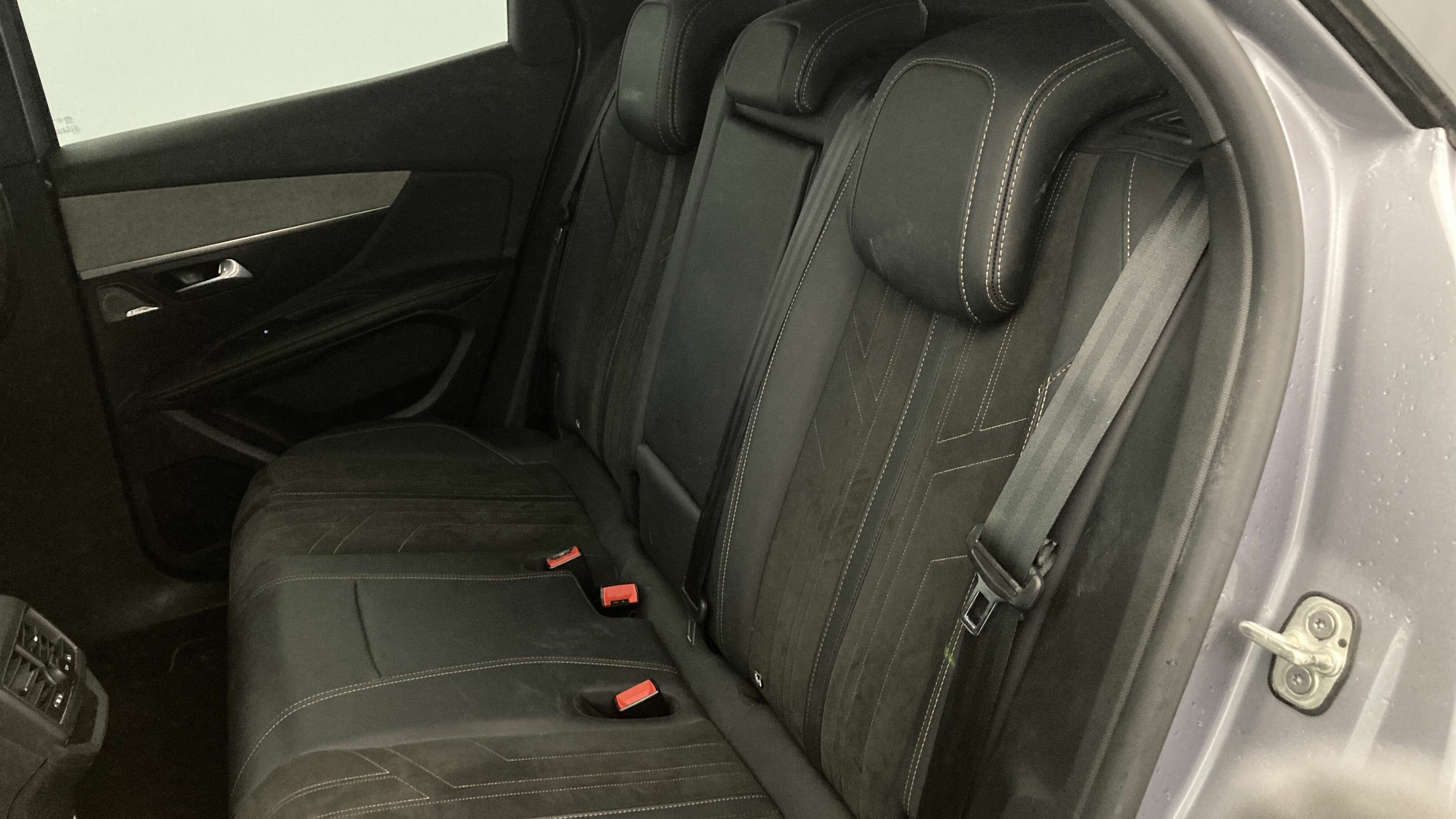 peugeot 3008 gt pack 1.6 HYBRID 300 EAT PHEV 2022 gris artense / negro 20