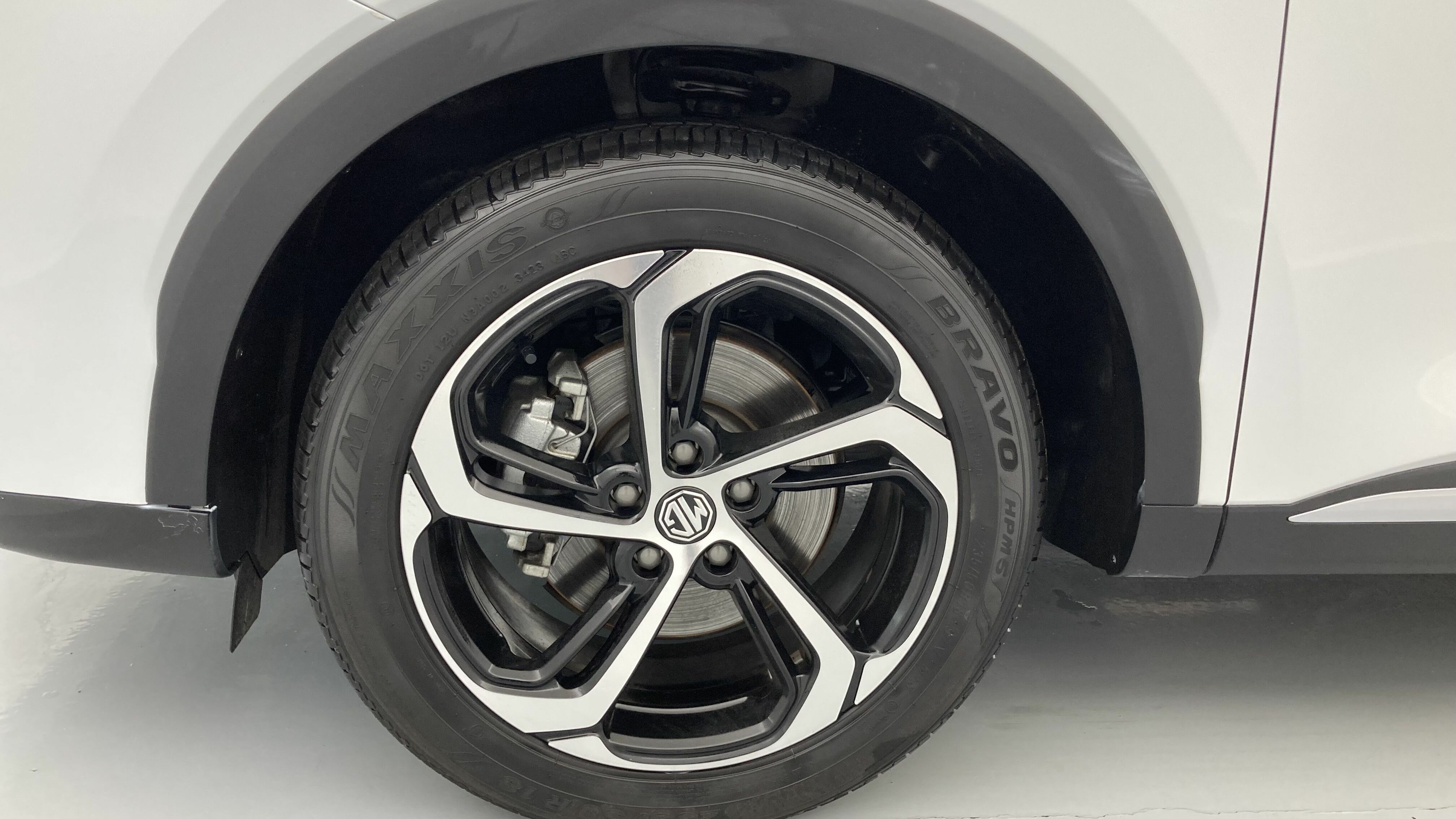 mg hs luxury 1.5 T-GDI 162 AT 2024 dover white 27