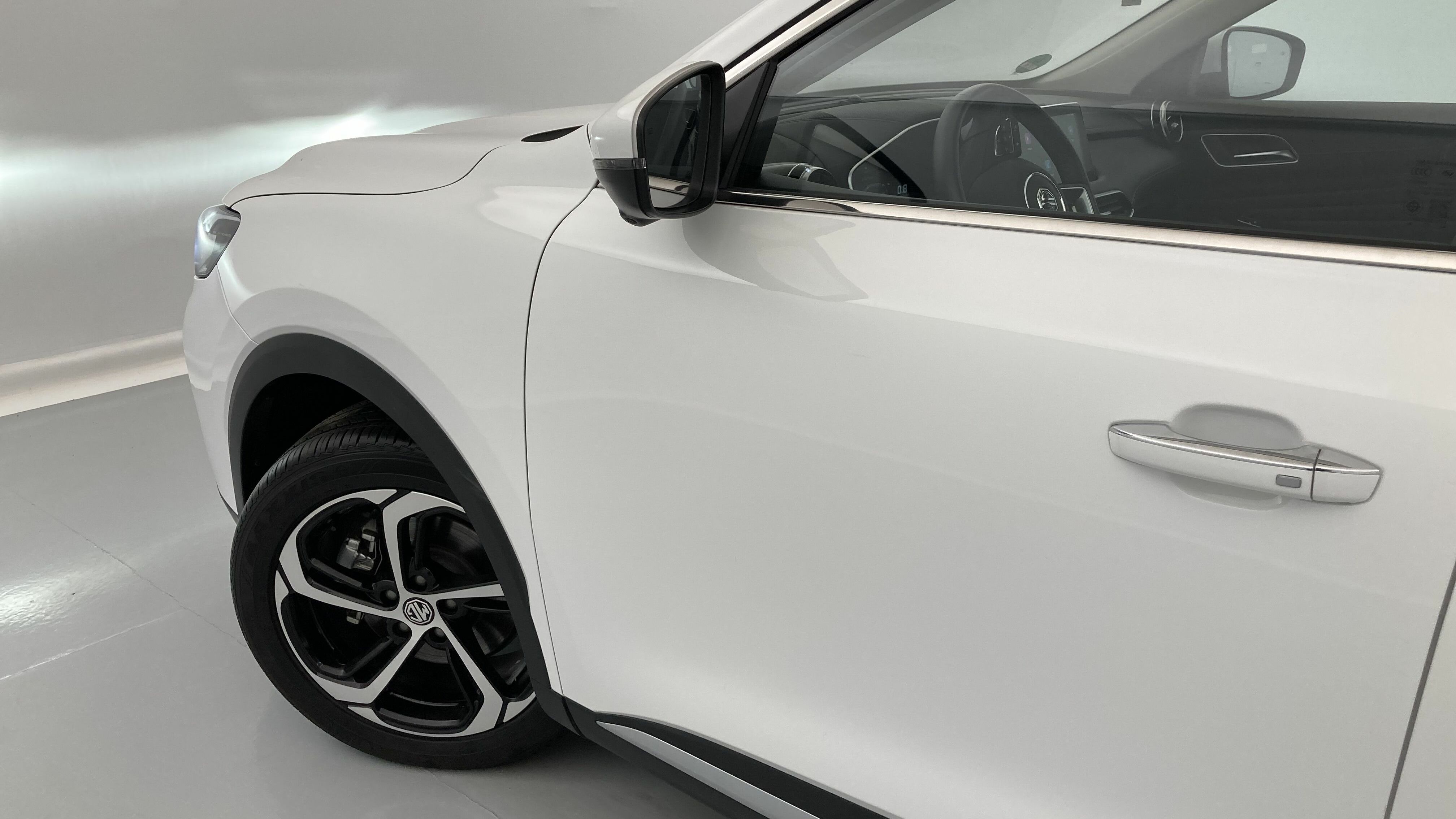 mg hs luxury 1.5 T-GDI 162 AT 2024 dover white 28