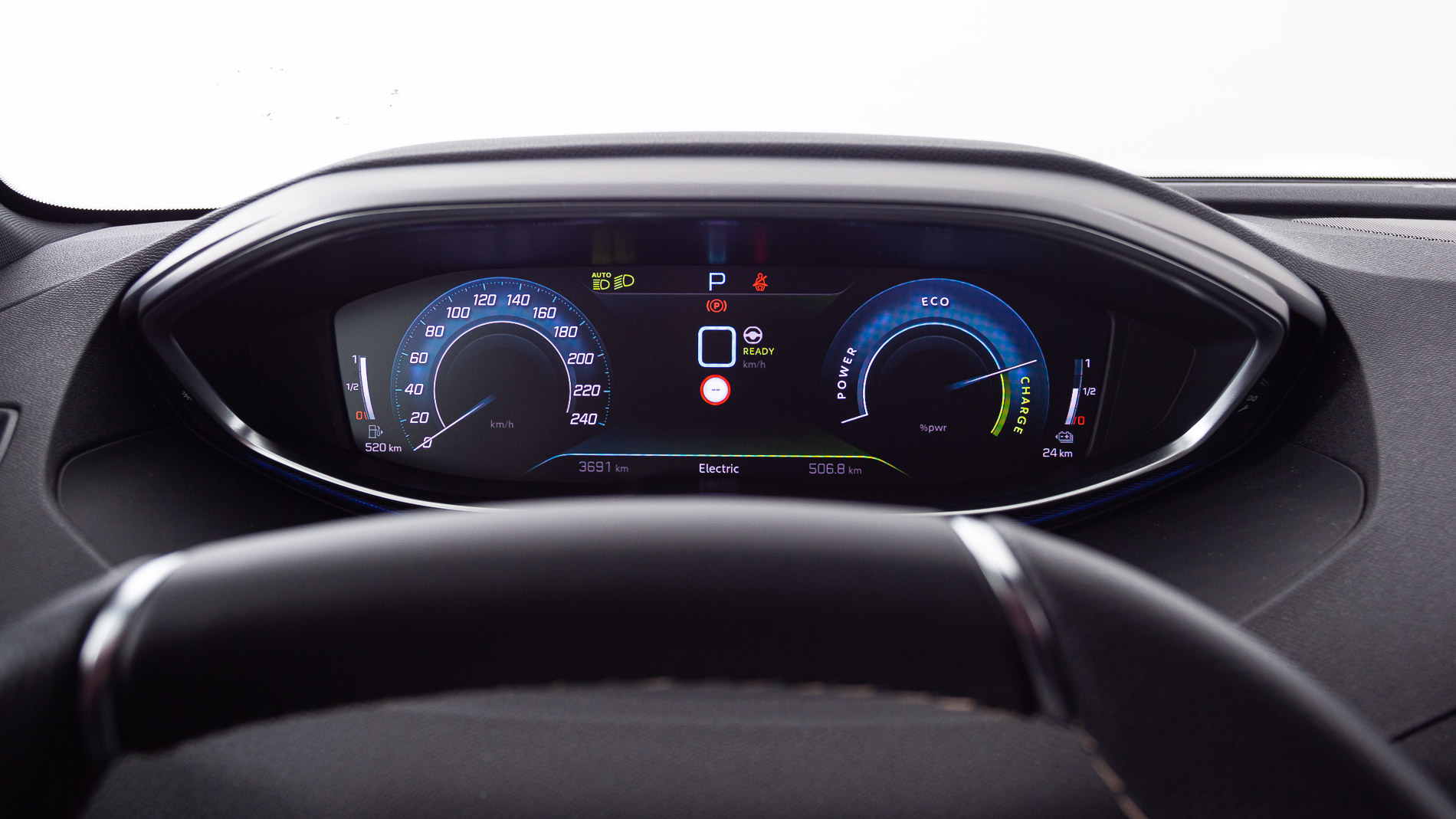 peugeot 3008 gt pack 1.6 HYBRID 300 EAT PHEV 2022 gris artense / negro 16