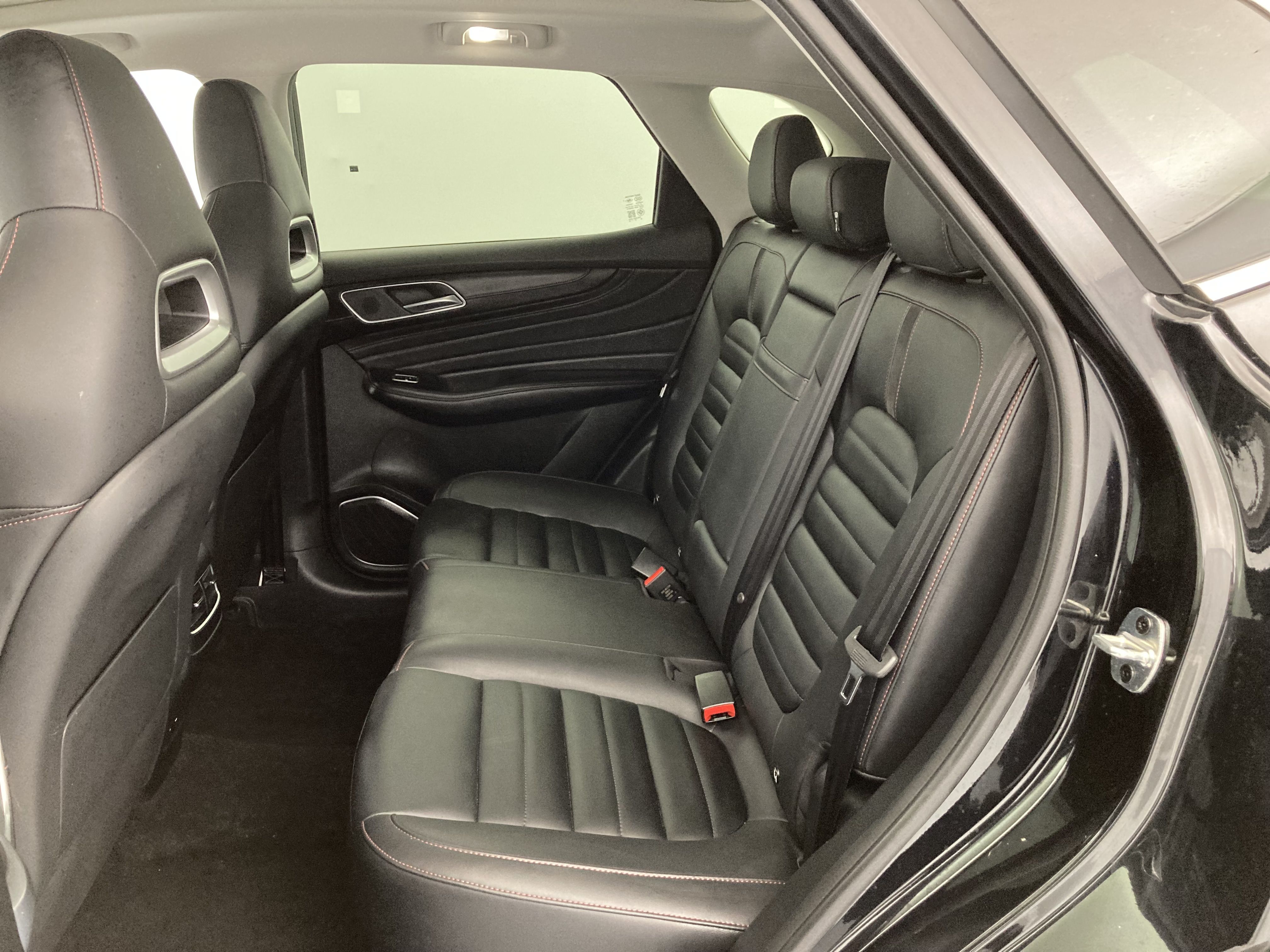 mg hs luxury 1.5 T-GDI 162 AT 2024 pebble black 22