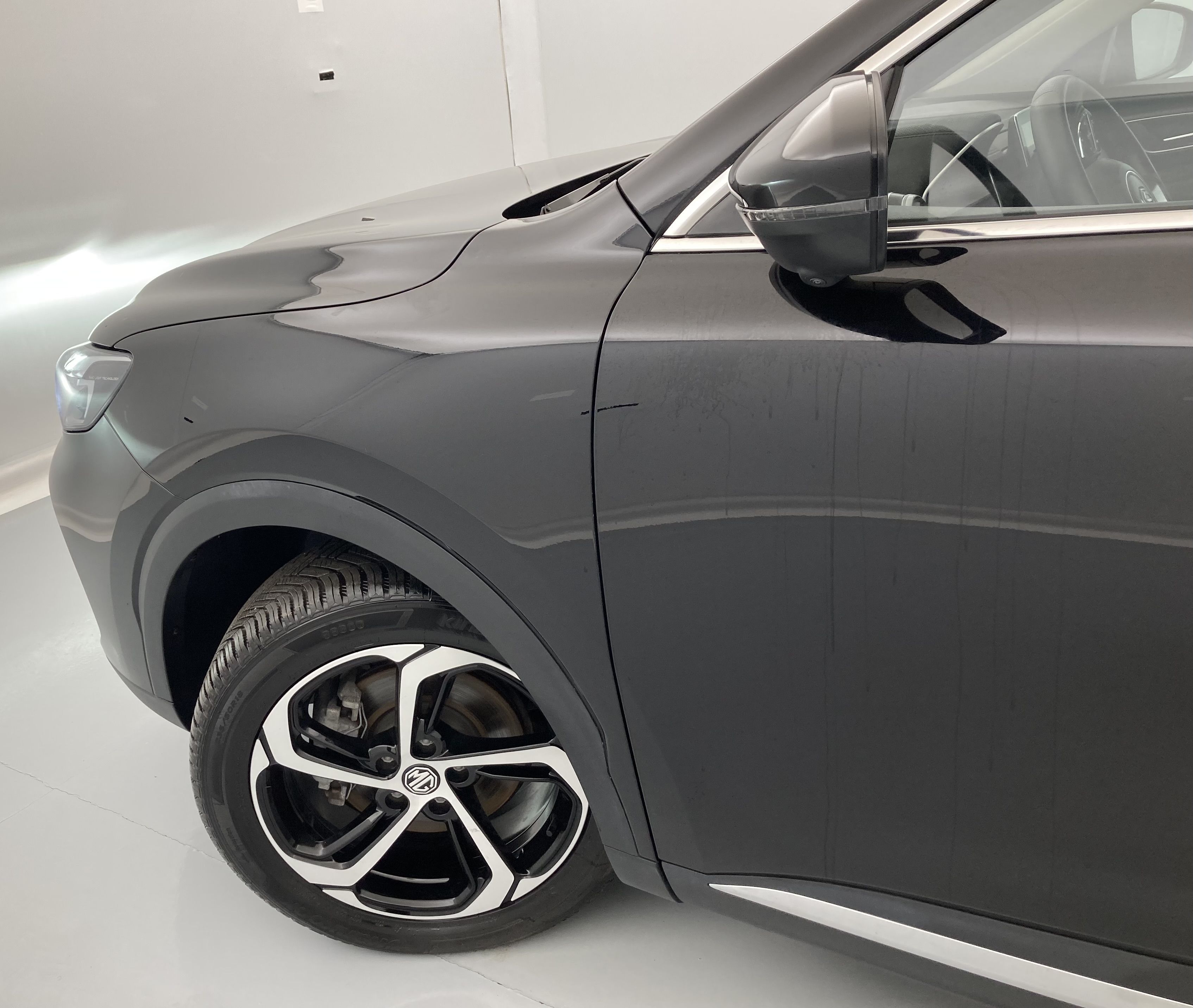 mg hs luxury 1.5 T-GDI 162 AT 2024 pebble black 31