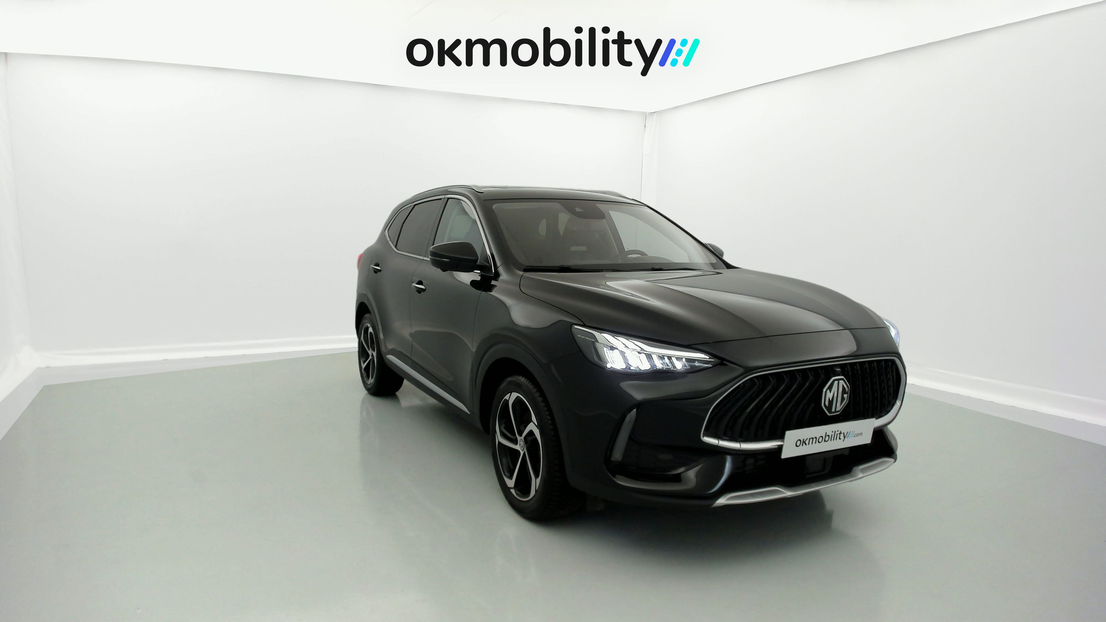 mg hs luxury 1.5 T-GDI 162 AT 2024 pebble black 4