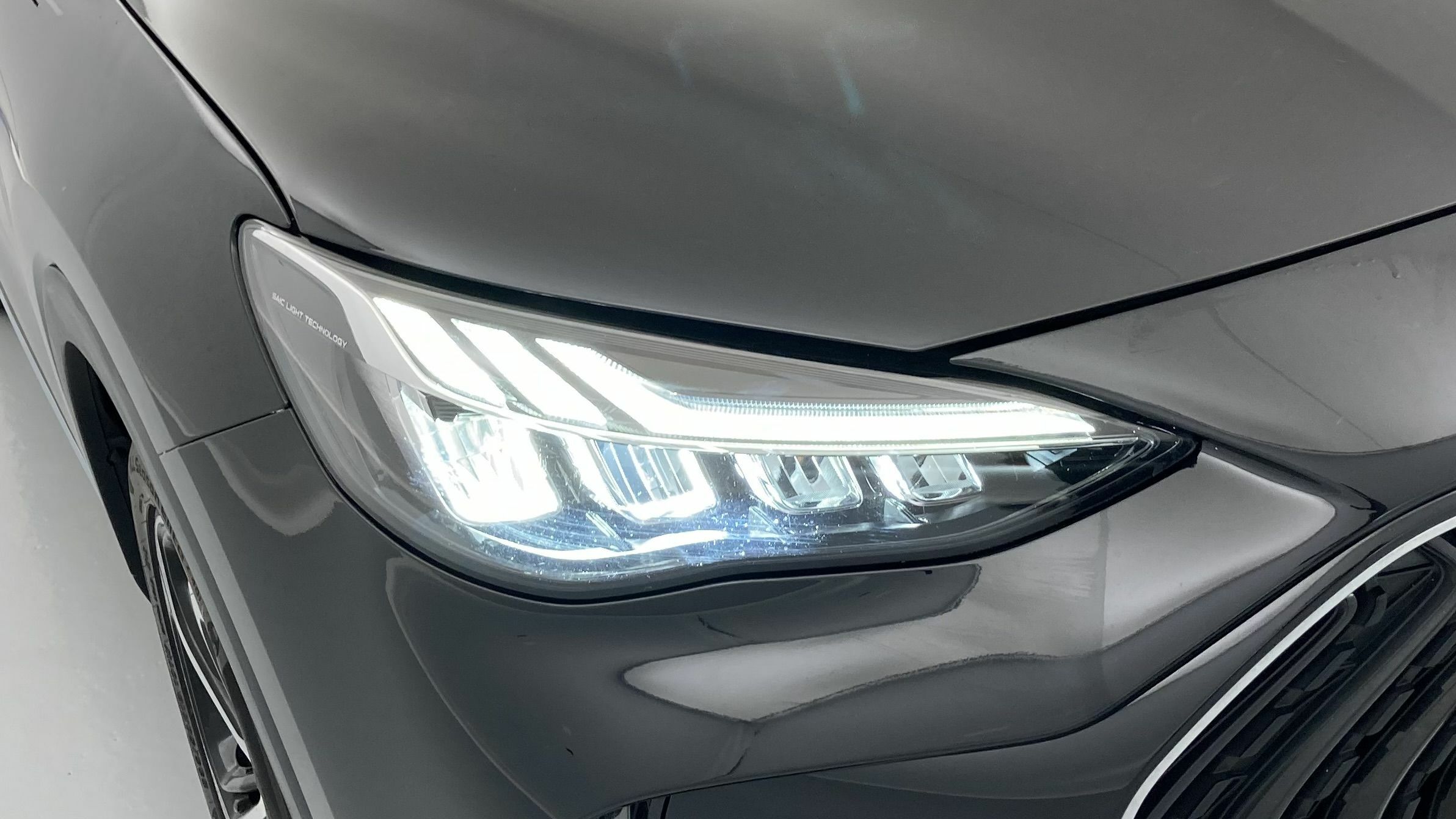 mg hs luxury 1.5 T-GDI 162 AT 2024 pebble black 29