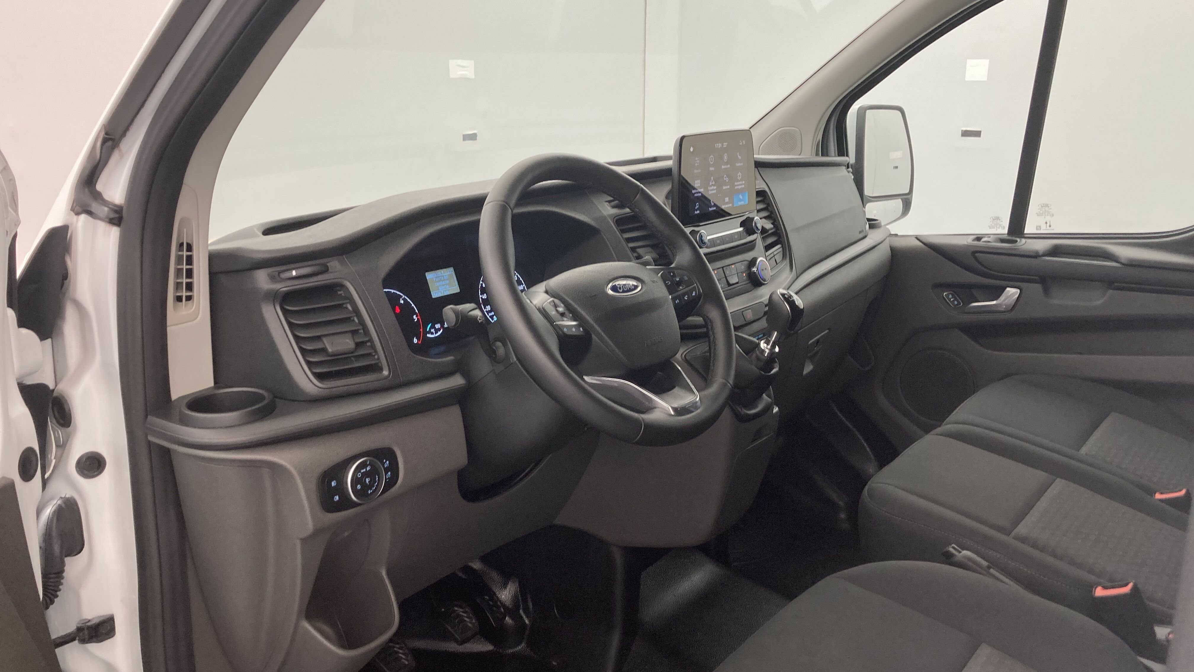 ford transit custom trend l2h1 9pl 2.0 ECOBLUE 130 2023 frozen white 15