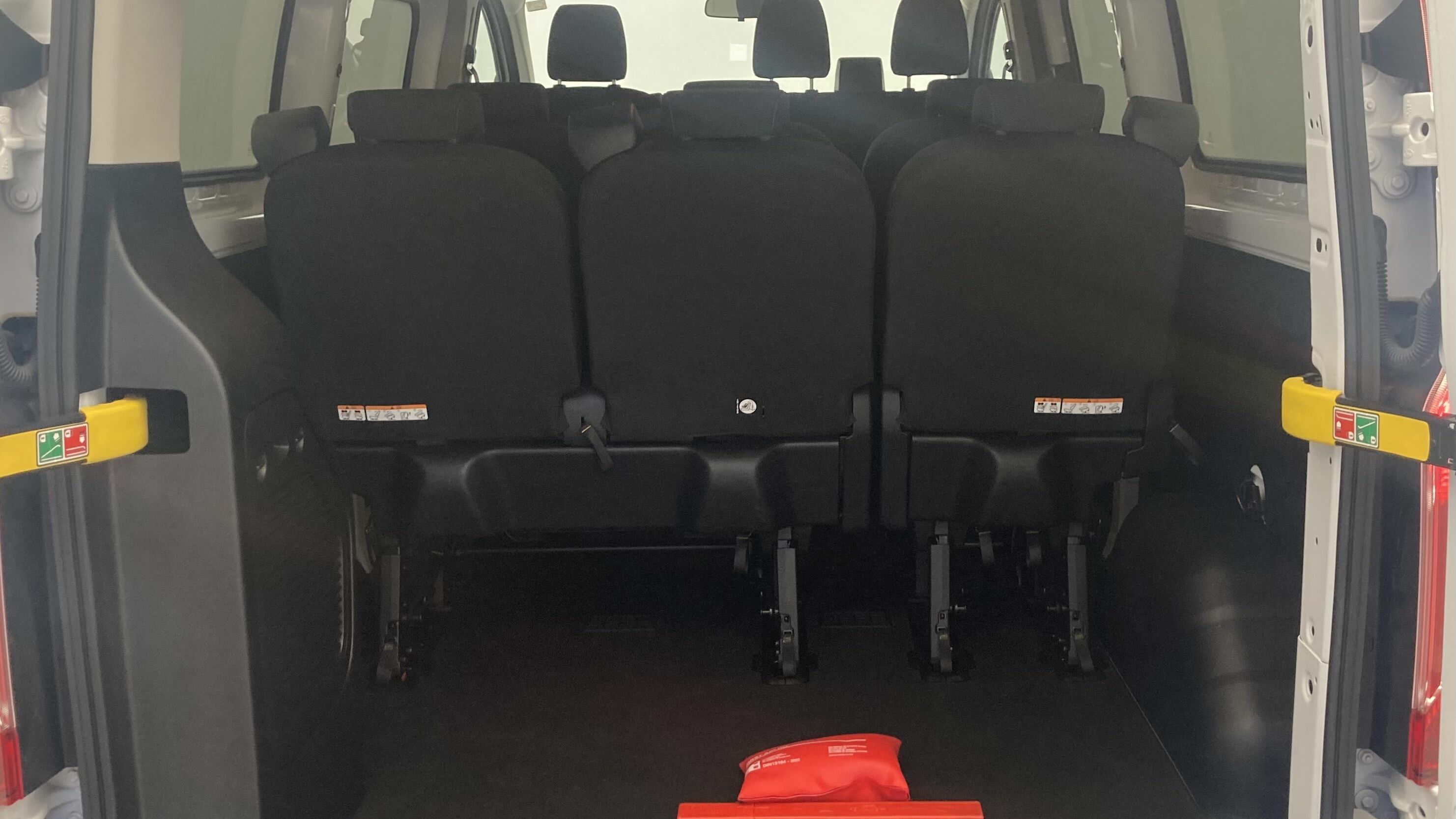 ford transit custom trend l2h1 9pl 2.0 ECOBLUE 130 2023 frozen white 24