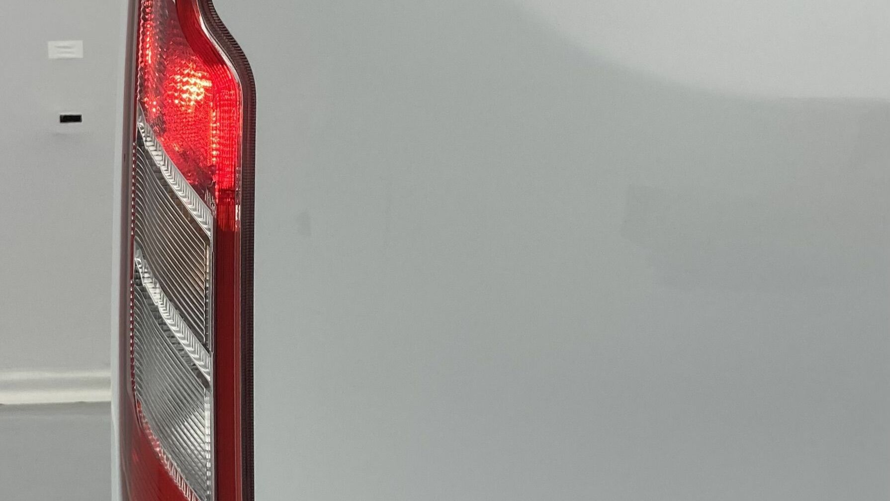ford transit custom trend l2h1 9pl 2.0 ECOBLUE 130 2023 frozen white 30