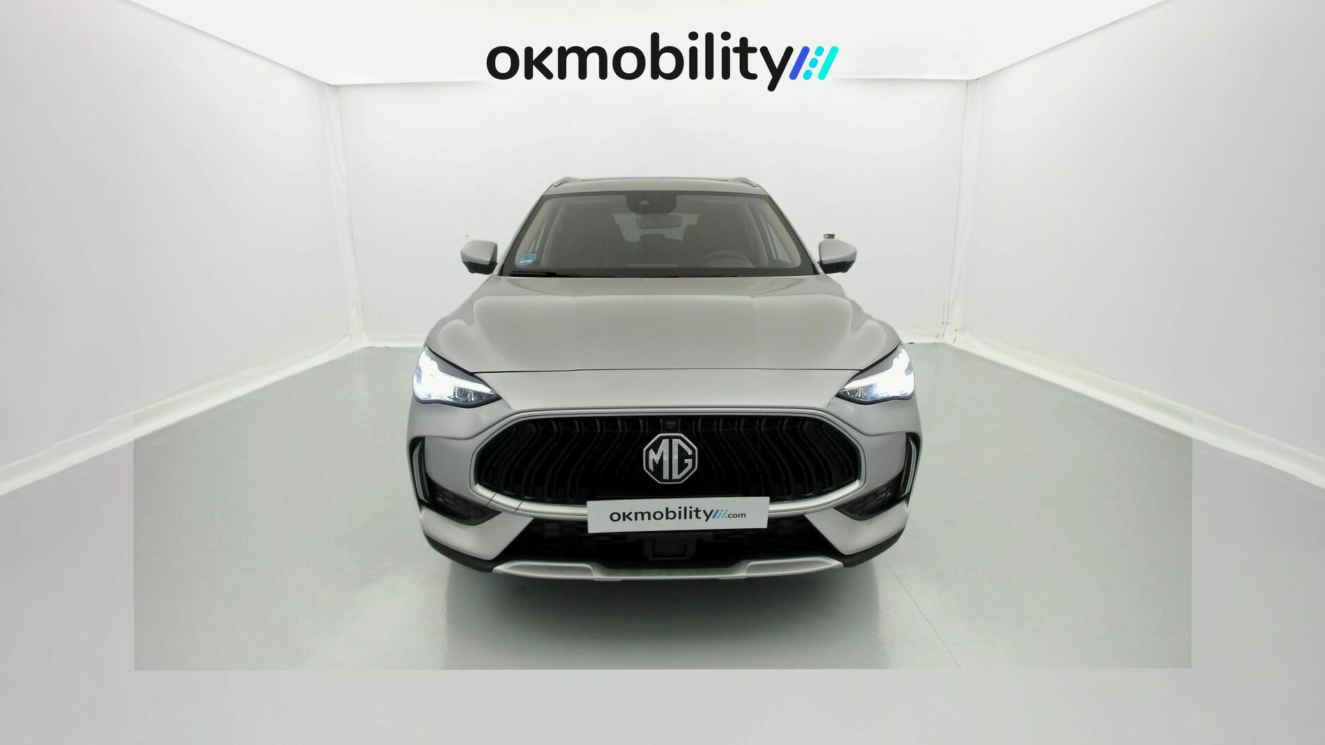 mg hs luxury 1.5 T-GDI 162 AT 2024 medal silver 4